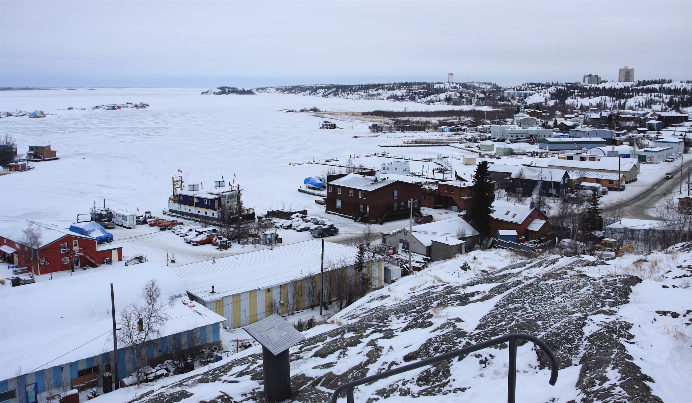 Great Slave Lake, Coronavirus, Climate change, Save lives, 2250x1320 HD Desktop