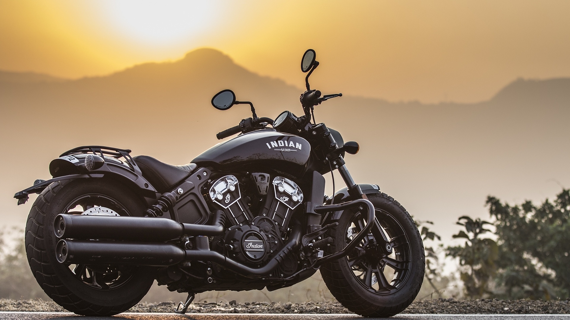 Indian Scout Bobber, White Smoke Colour, Stylish Ride, Bikewale, 1920x1080 Full HD Desktop