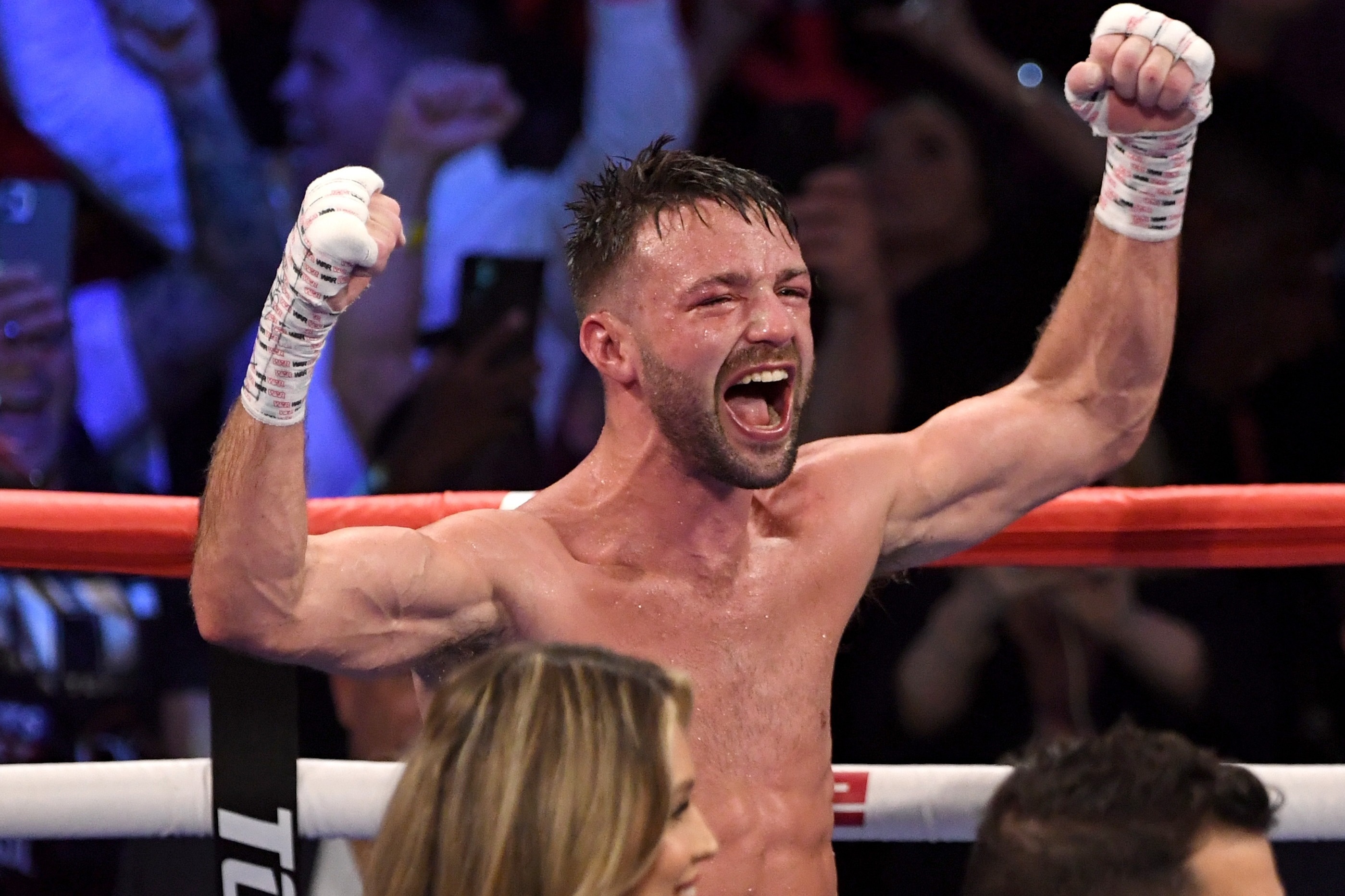 Josh Taylor, Undisputed boxing champion, Income, 2800x1870 HD Desktop