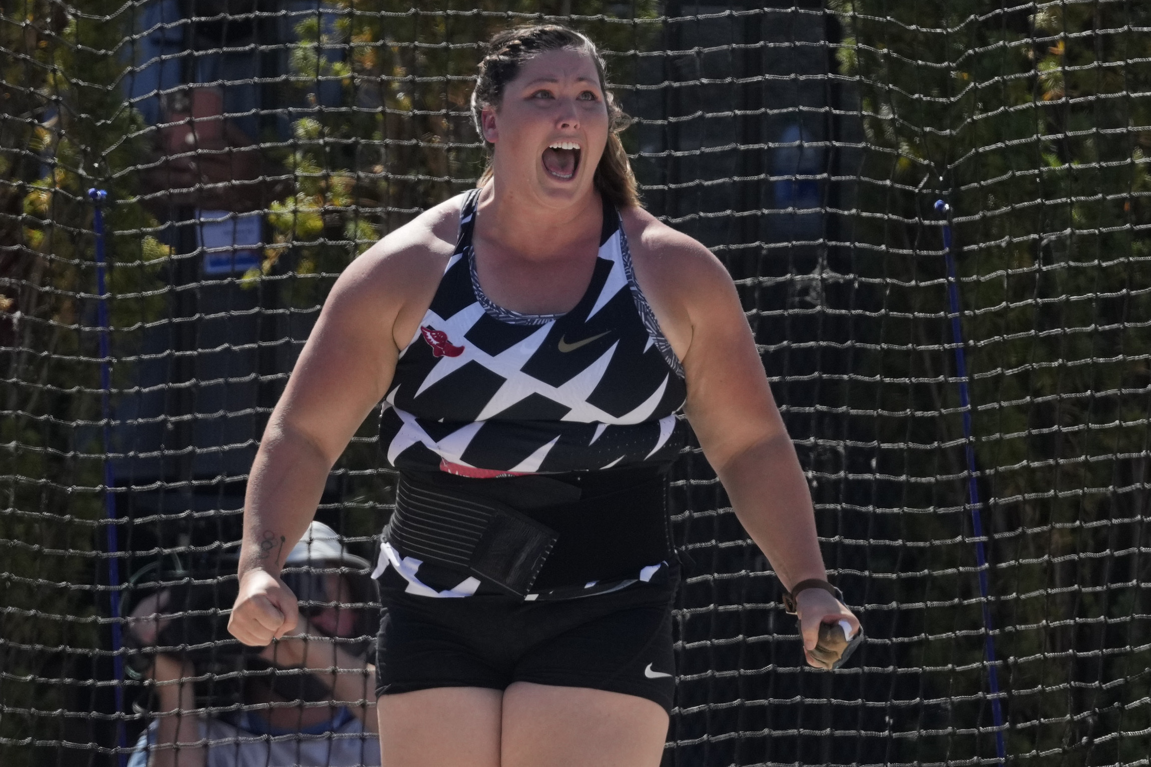 DeAnna Price, American record, Hammer throw, 2300x1540 HD Desktop