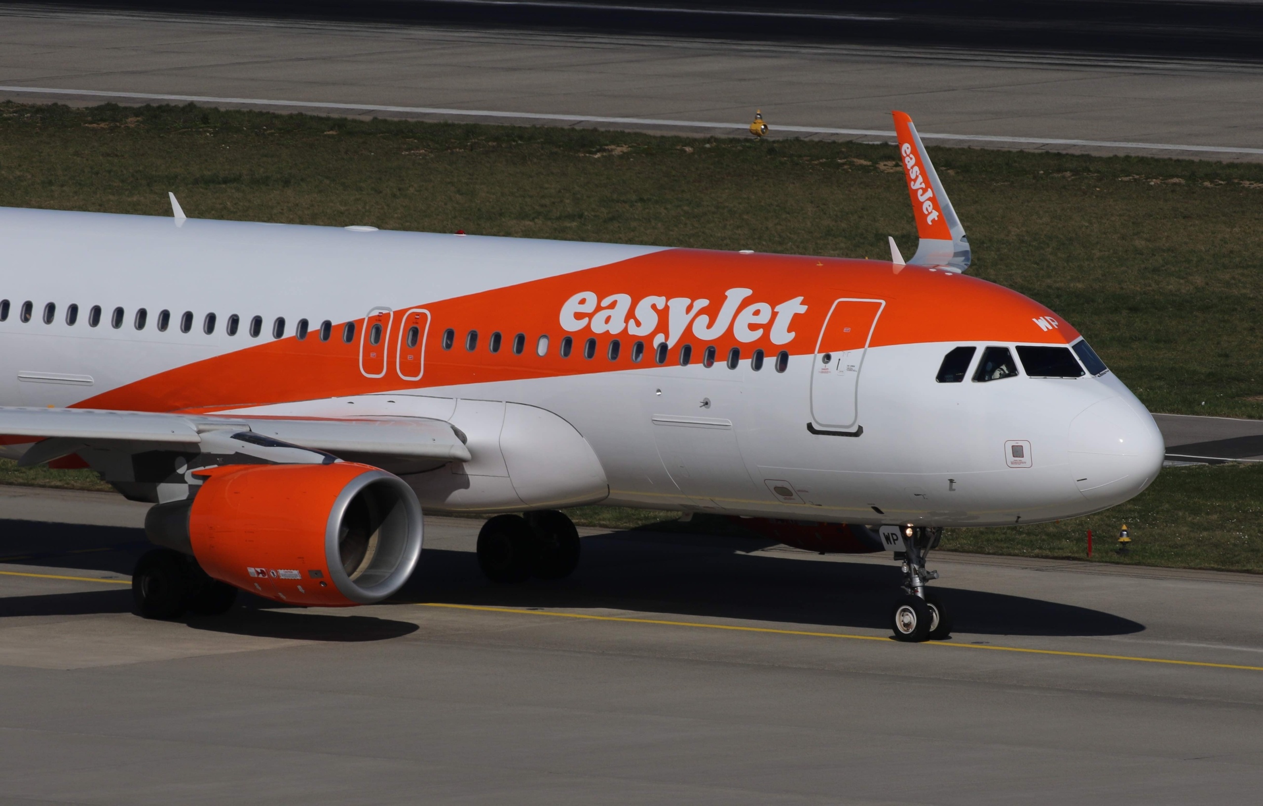 EasyJet Switzerland, Travels, EasyJet Switzerland archive, Sky News, 2560x1640 HD Desktop