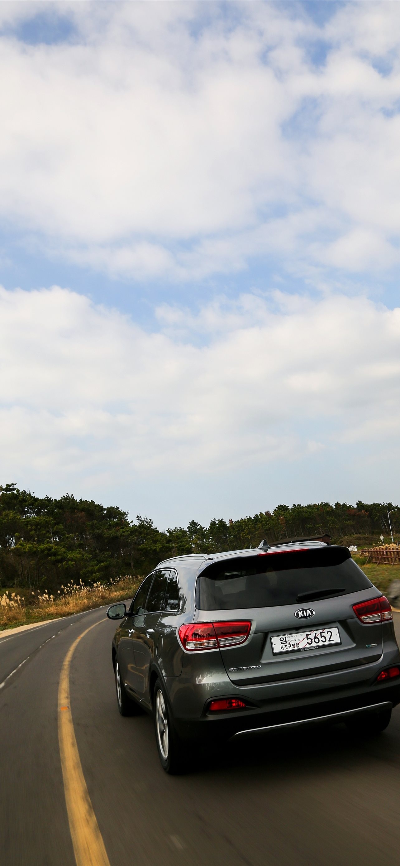 Kia Sorento, iPhone wallpapers, Free download, 1290x2780 HD Phone