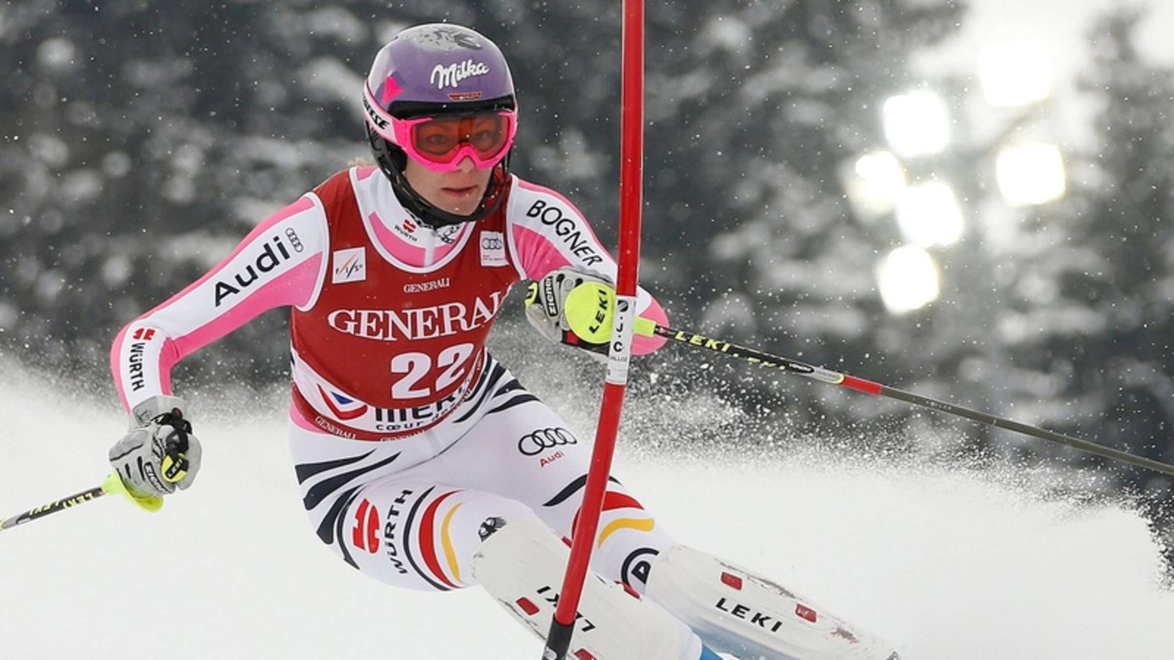 Maria Hofl-Riesch, Slalom Wallpaper, 2400x1350 HD Desktop