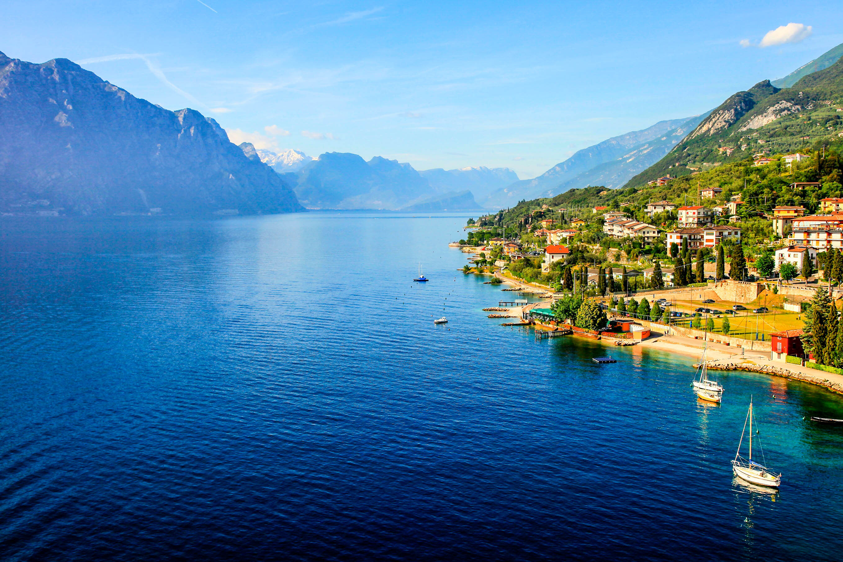 Home on the lake, Tranquil retreat, Nature's sanctuary, Lakeside living, 2720x1810 HD Desktop