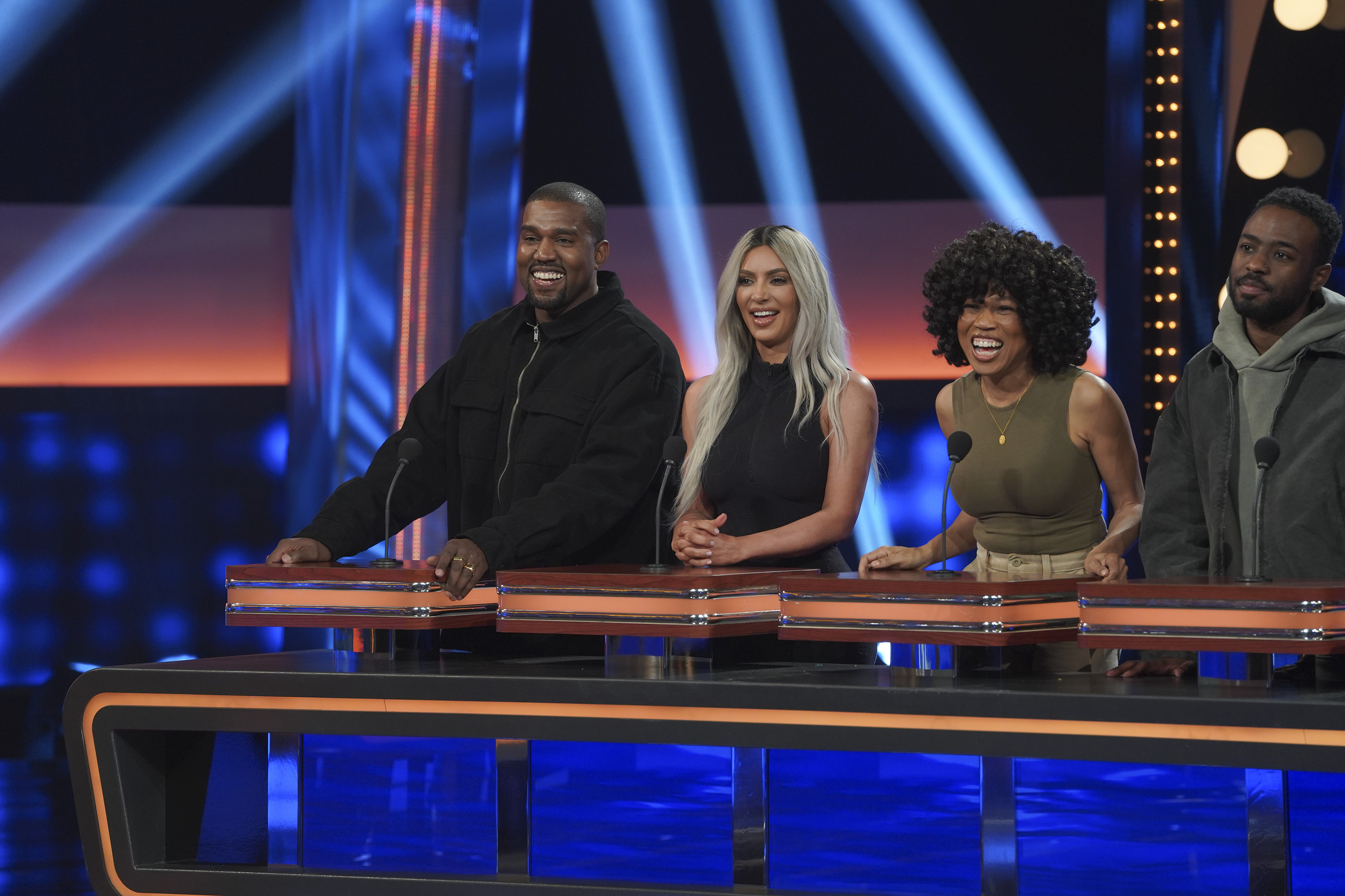 Celebrity Family Feud, ABC, Cancelled or Season 5 release date, 3000x2000 HD Desktop