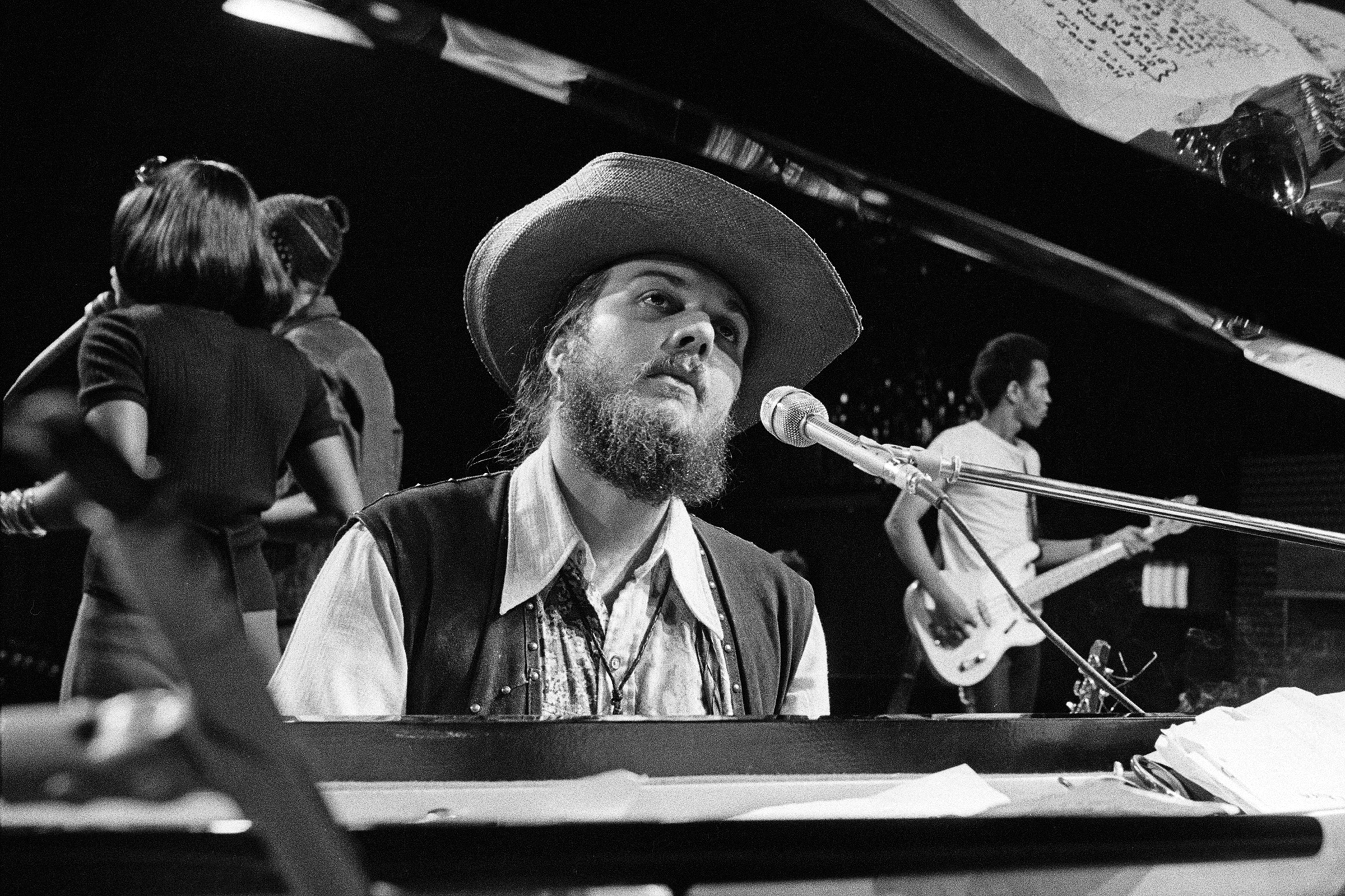 Dr. John singer, Essential songs, Rolling Stone, 2400x1600 HD Desktop