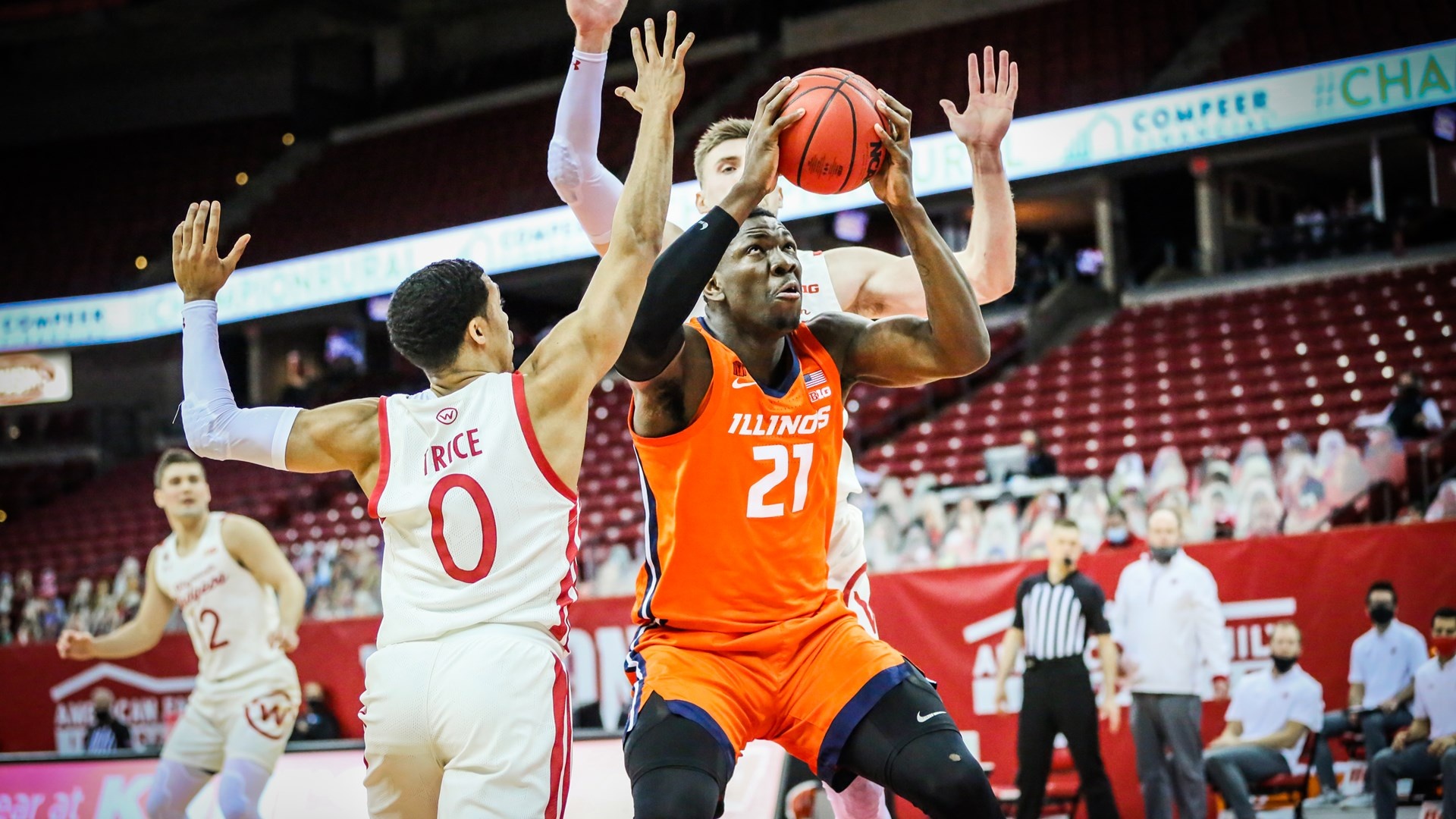 Kofi Cockburn basketball, University of Illinois, Fighting Illini, Men's basketball, 1920x1080 Full HD Desktop