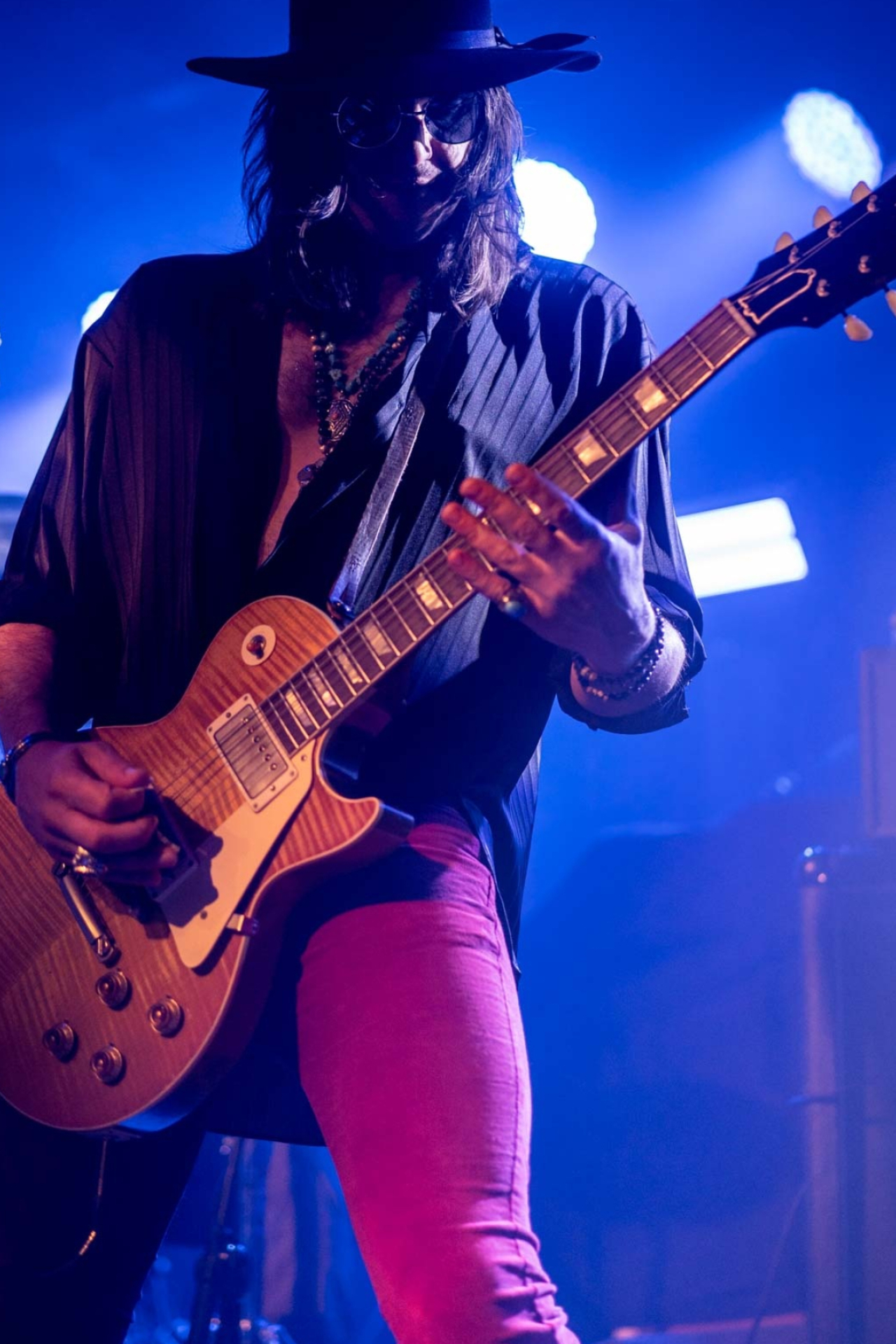 Rival Sons, Dirty Honey, Live review, Rock 'n' roll night, 1280x1920 HD Phone