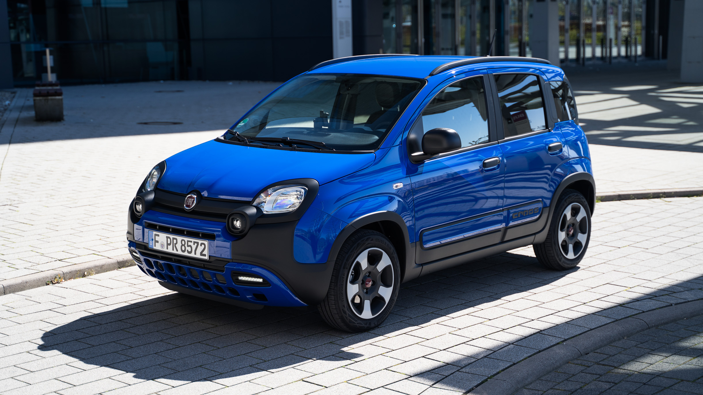 Fiat Panda, Hybrid city auto, GSE engine, Radical magazine, 2440x1380 HD Desktop