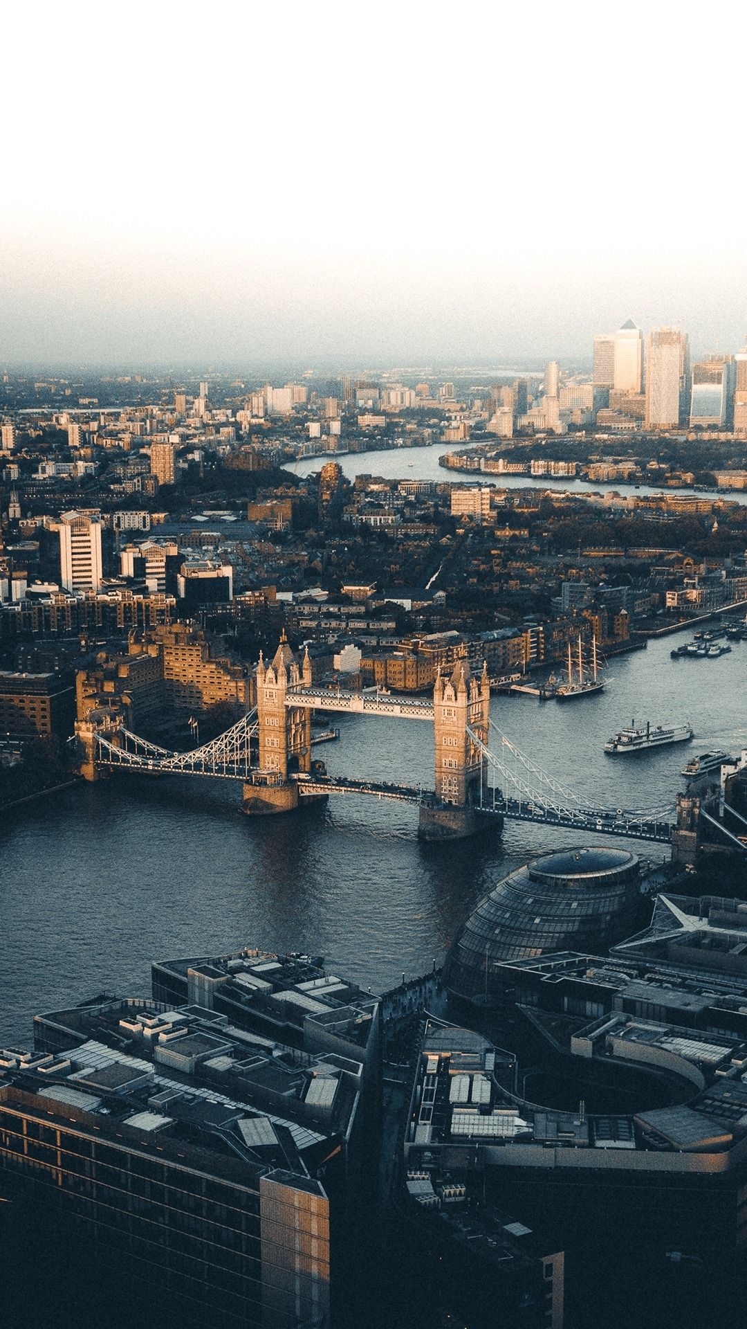 London Skyline, City of London, Urban landscape, British capital, 1080x1920 Full HD Phone