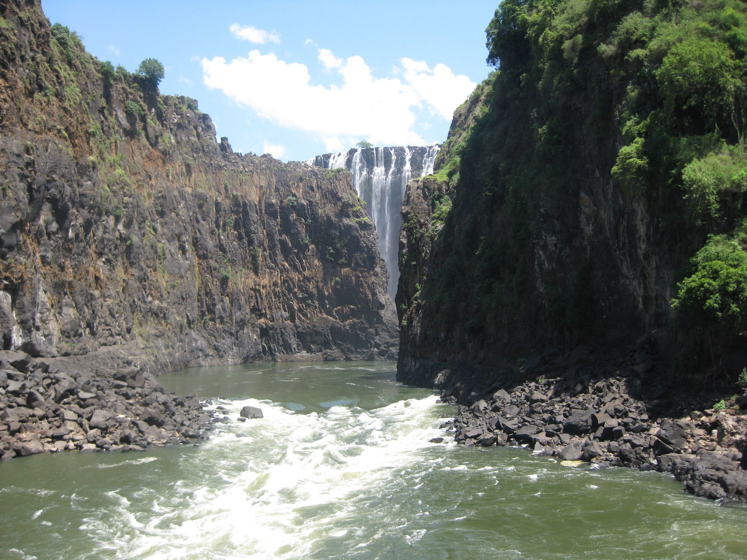 Zambezi River, Devil’s Pool (Zambia) Wallpaper, 2600x1950 HD Desktop