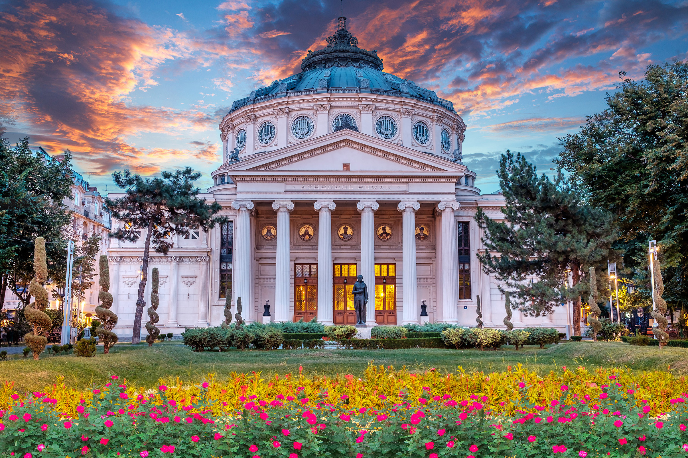 Romanian Athenaeum, Romania Wallpaper, 2420x1610 HD Desktop