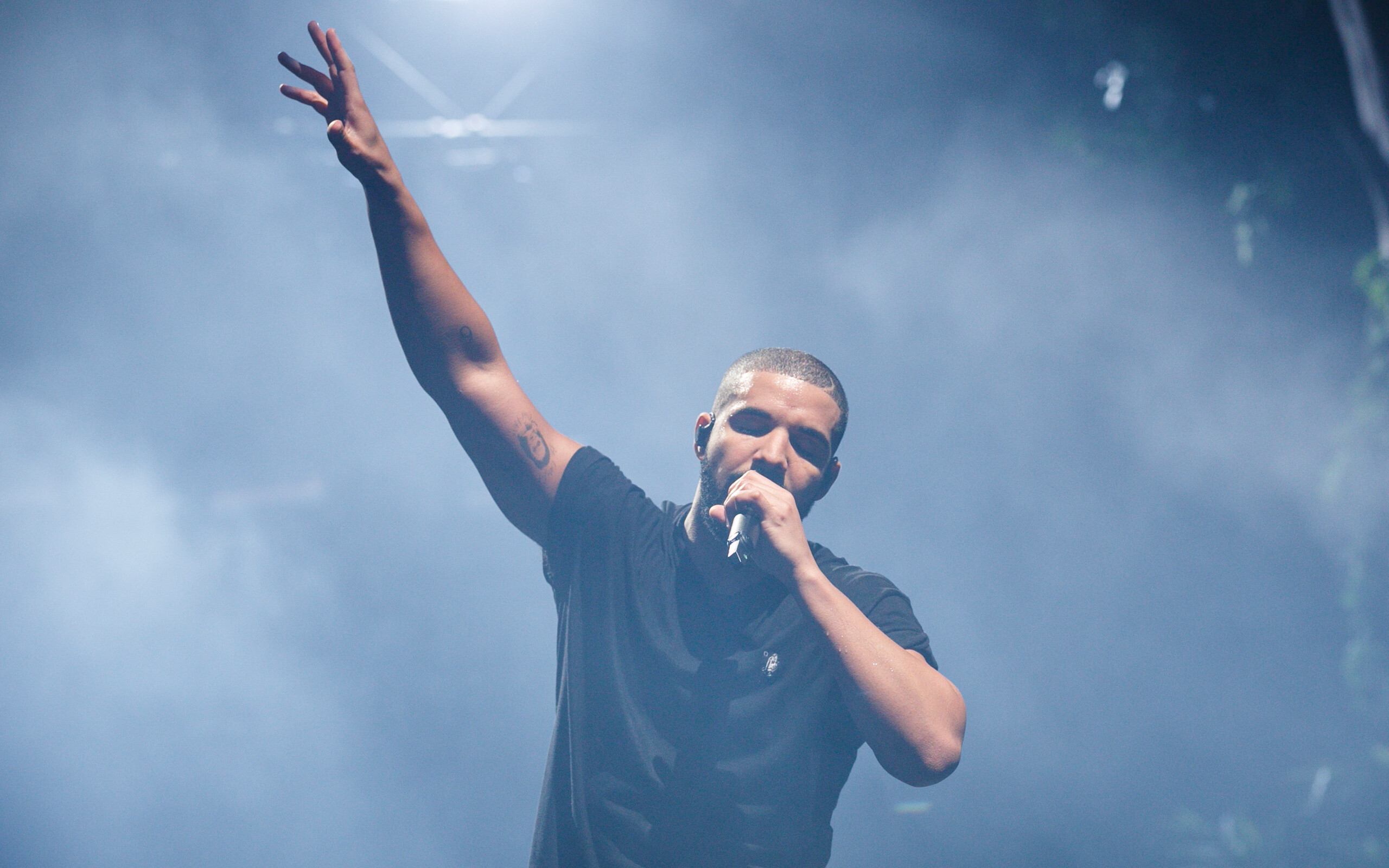 Drake, Concert wallpapers, High-quality pictures, Desktop resolution, 2560x1600 HD Desktop