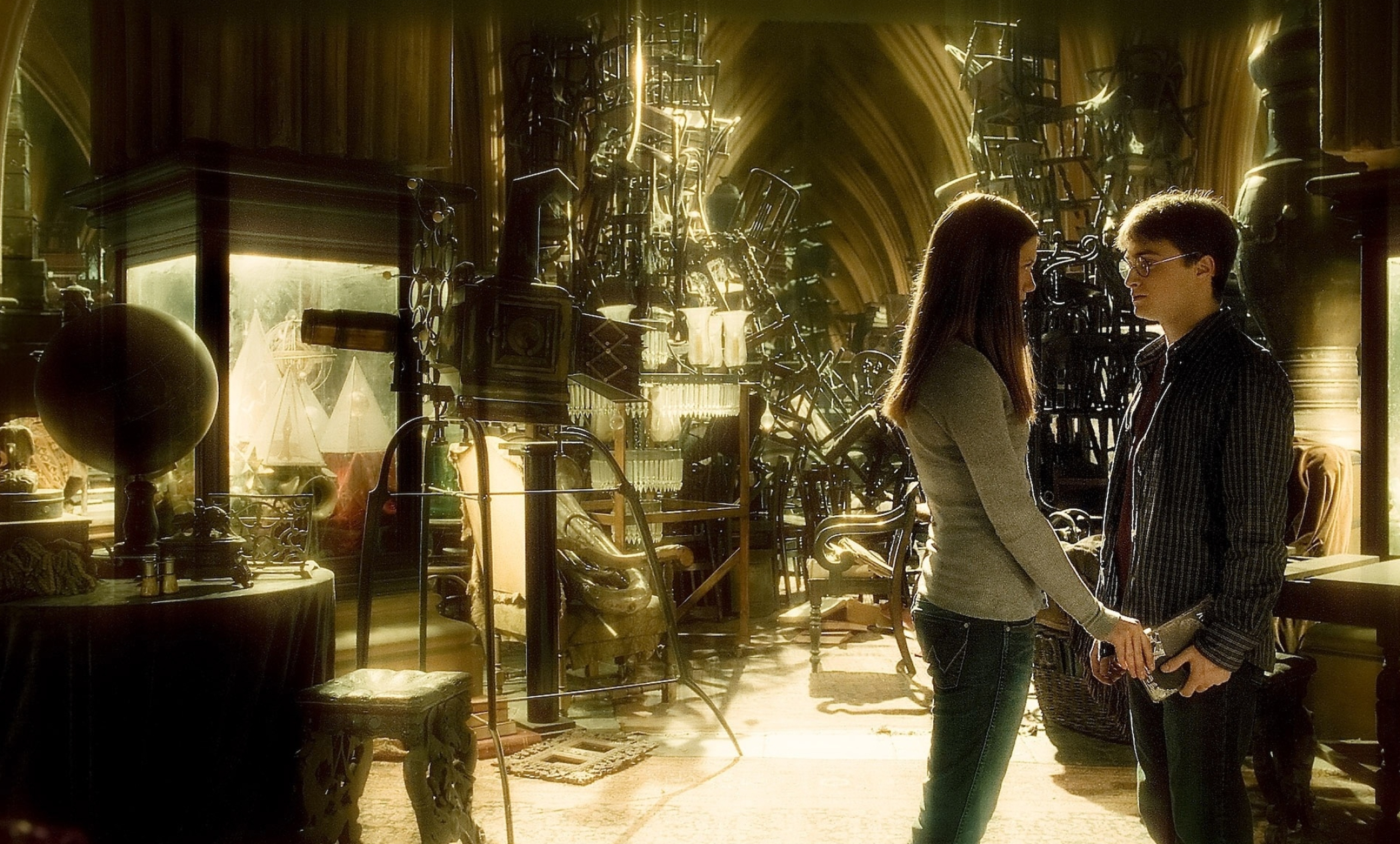 Harry Potter, Half-Blood Prince, Movie stills, Bonnie Wright, 2100x1270 HD Desktop