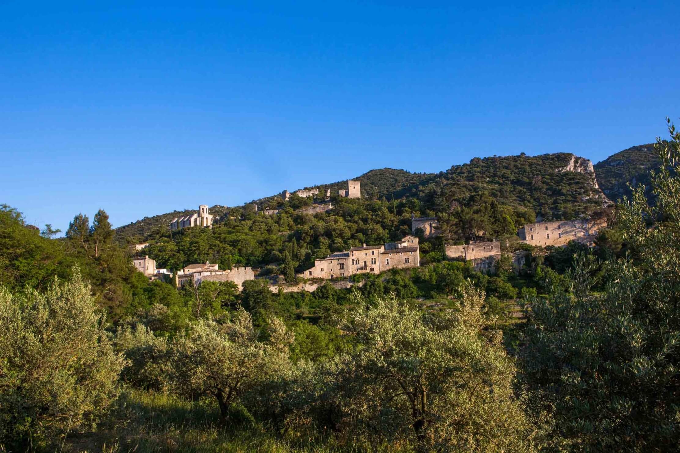 Luberon Regional Nature Park, Oppde le Vieux, Rustic charm, Historical village, 2230x1490 HD Desktop