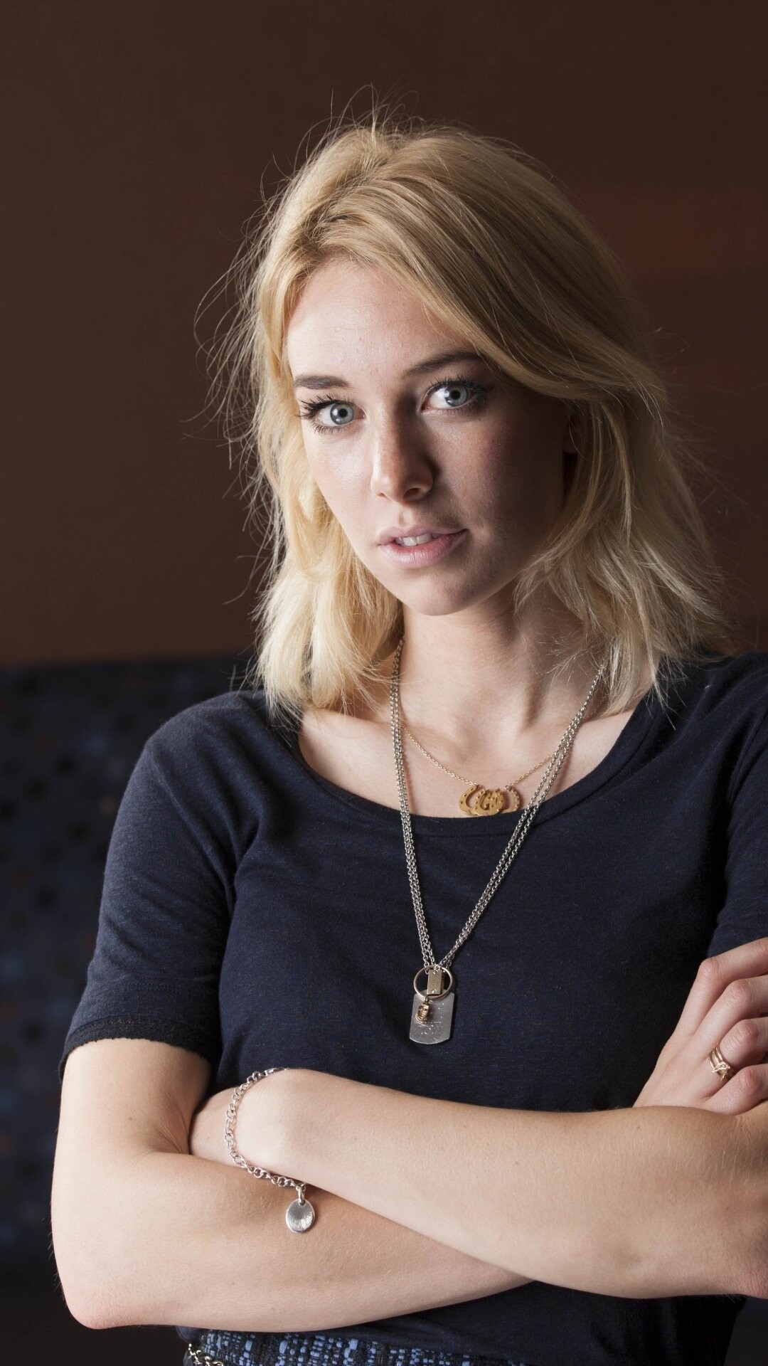 Celebrity, Vanessa Kirby, 1080x1920 Full HD Phone