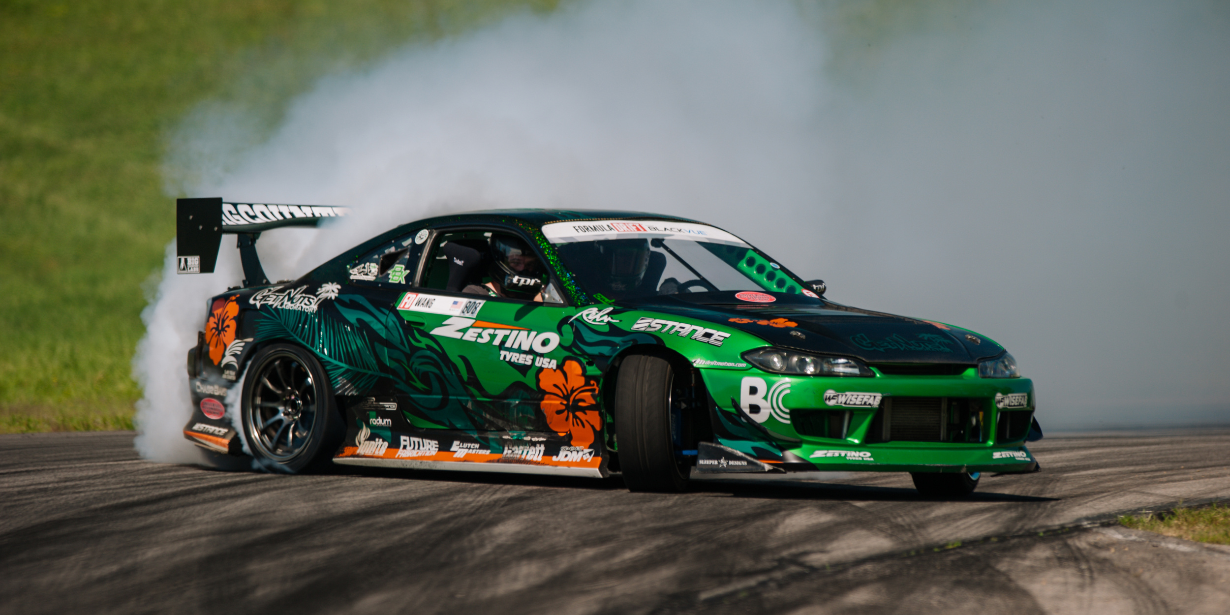 Formula-D Silvia S15, Drifting Wallpaper, 2500x1250 Dual Screen Desktop