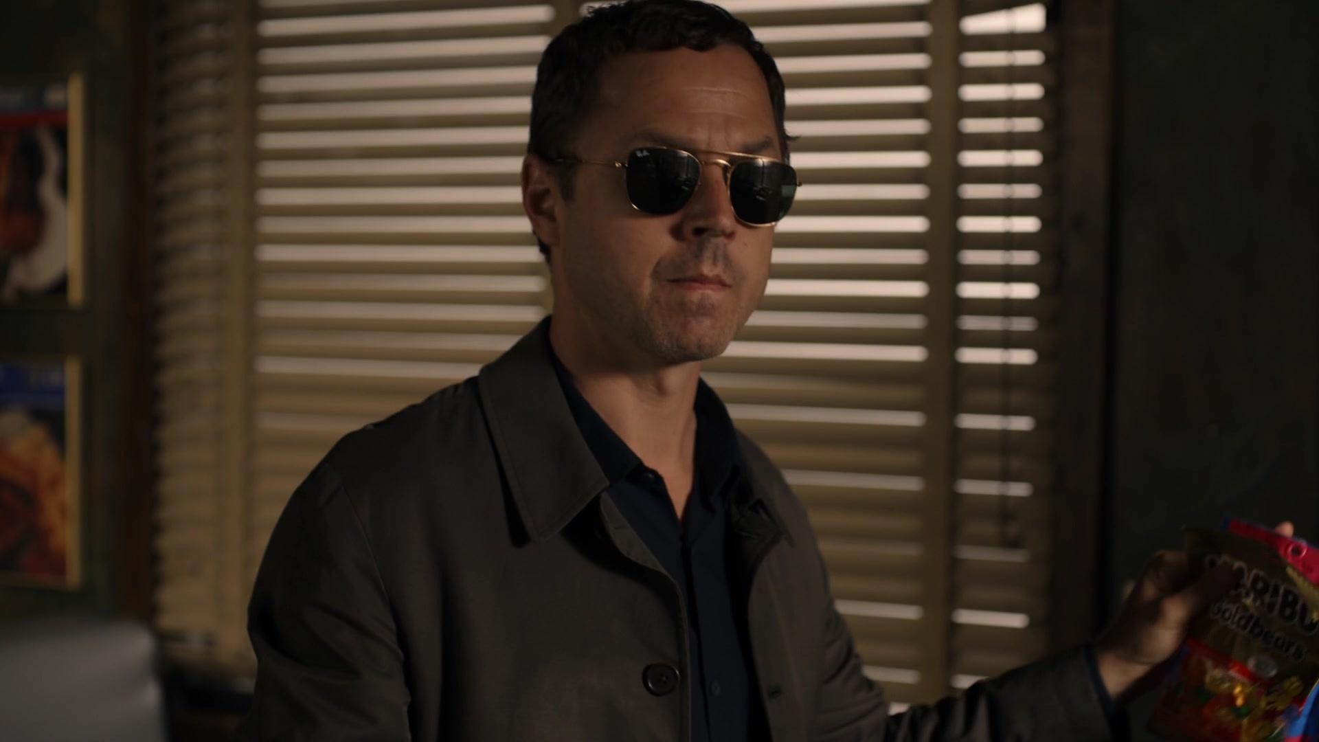 Giovanni Ribisi, Ray Ban Aviator sunglasses, Sneaky Pete Season 3 Epiosde 7, 1920x1080 Full HD Desktop