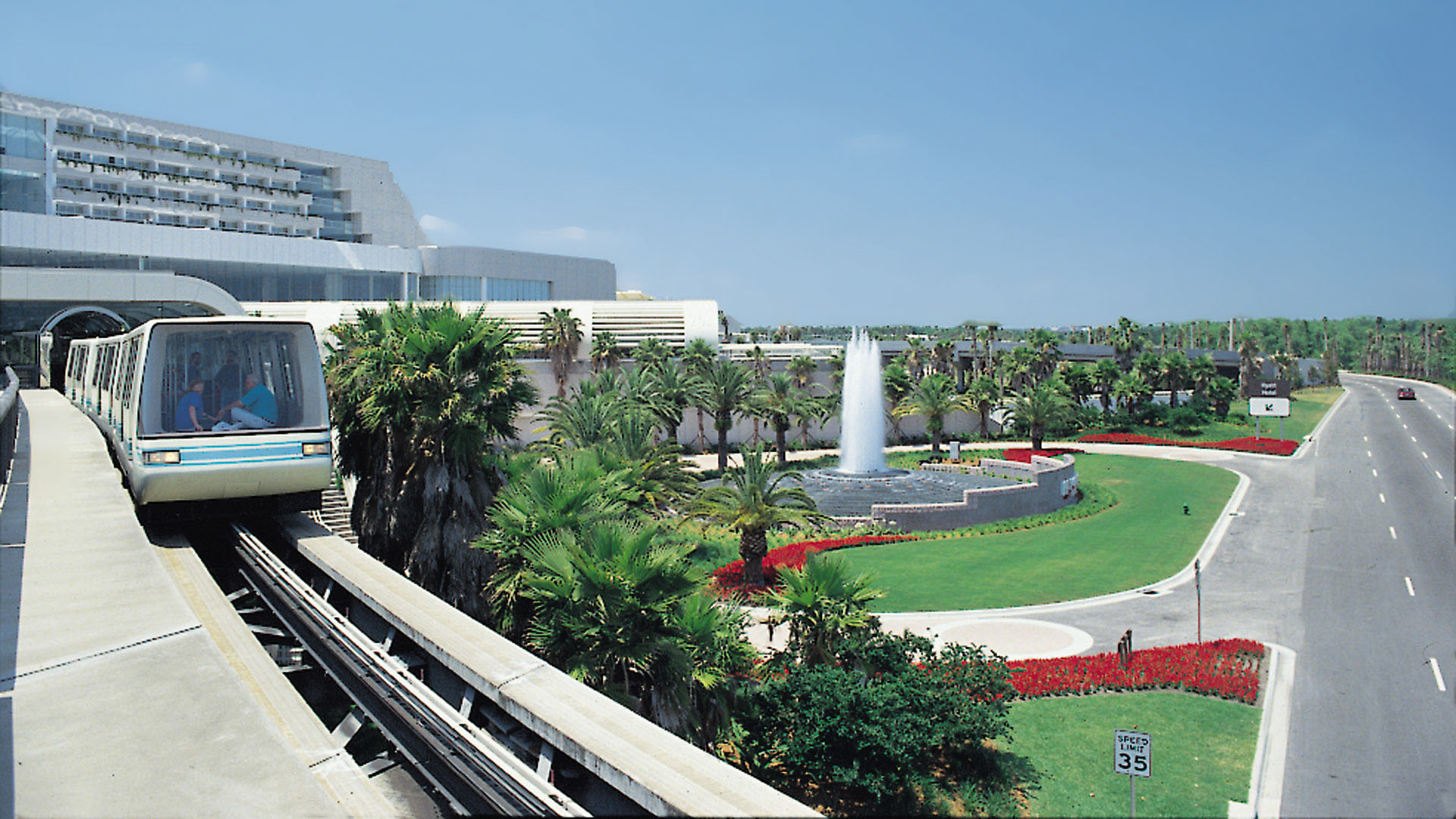 Orlando International Airport, Second Star to the Right, Disney Blog, 1920x1080 Full HD Desktop