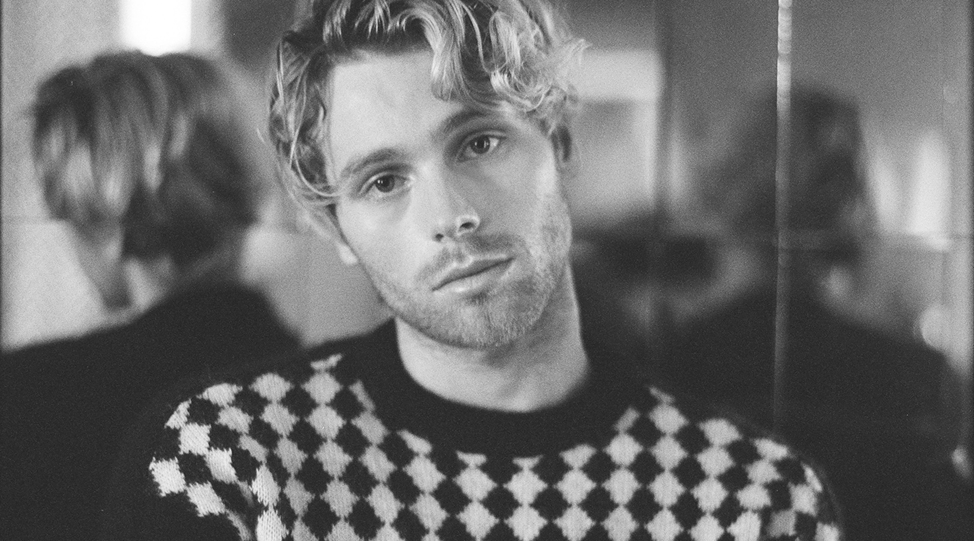 Luke Hemmings, Rolla AW21, Wonderland, 2000x1120 HD Desktop