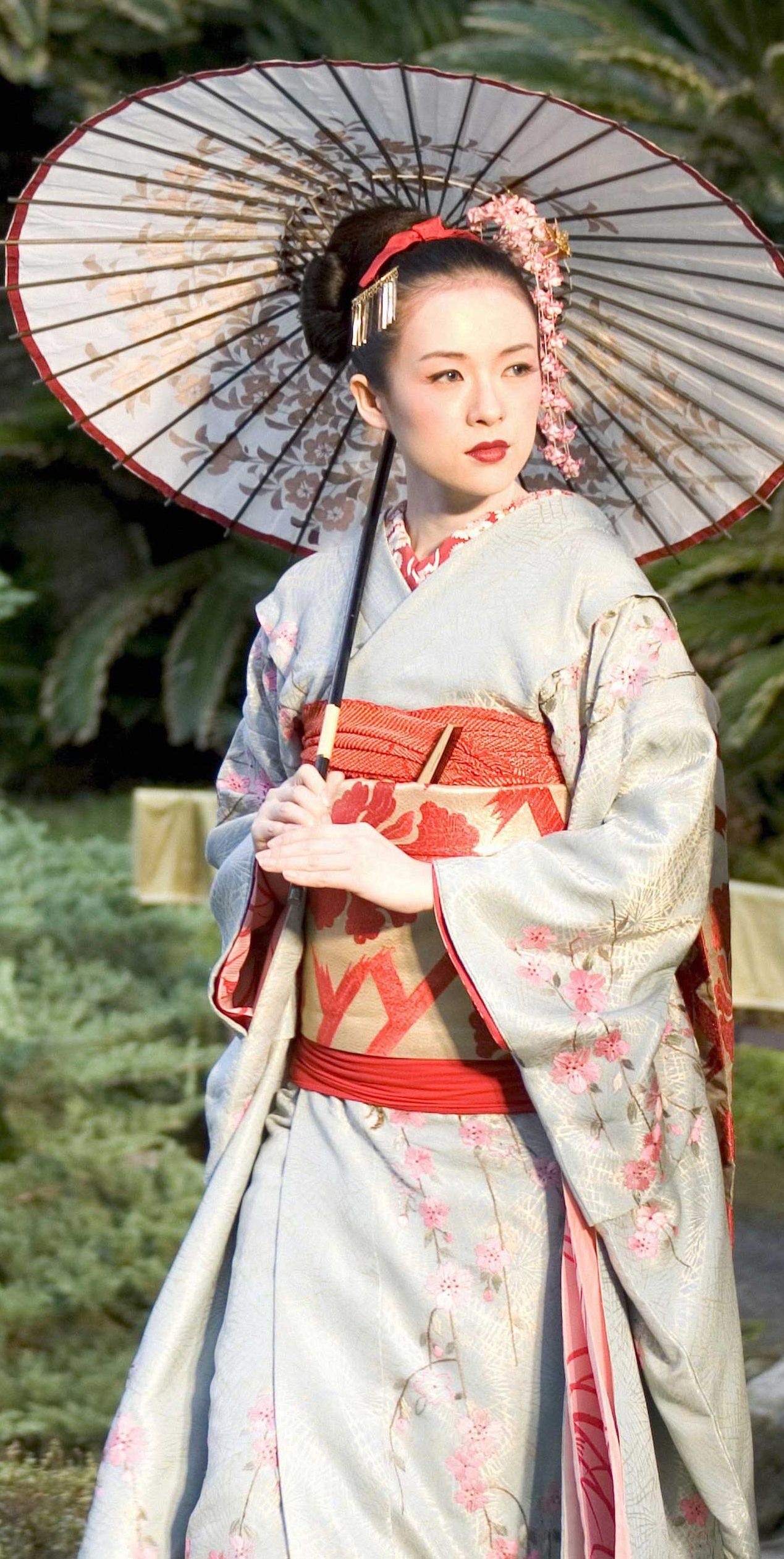 Memoirs of a Geisha, Geisha inspiration, Cultural significance, In-depth exploration, 1270x2530 HD Phone