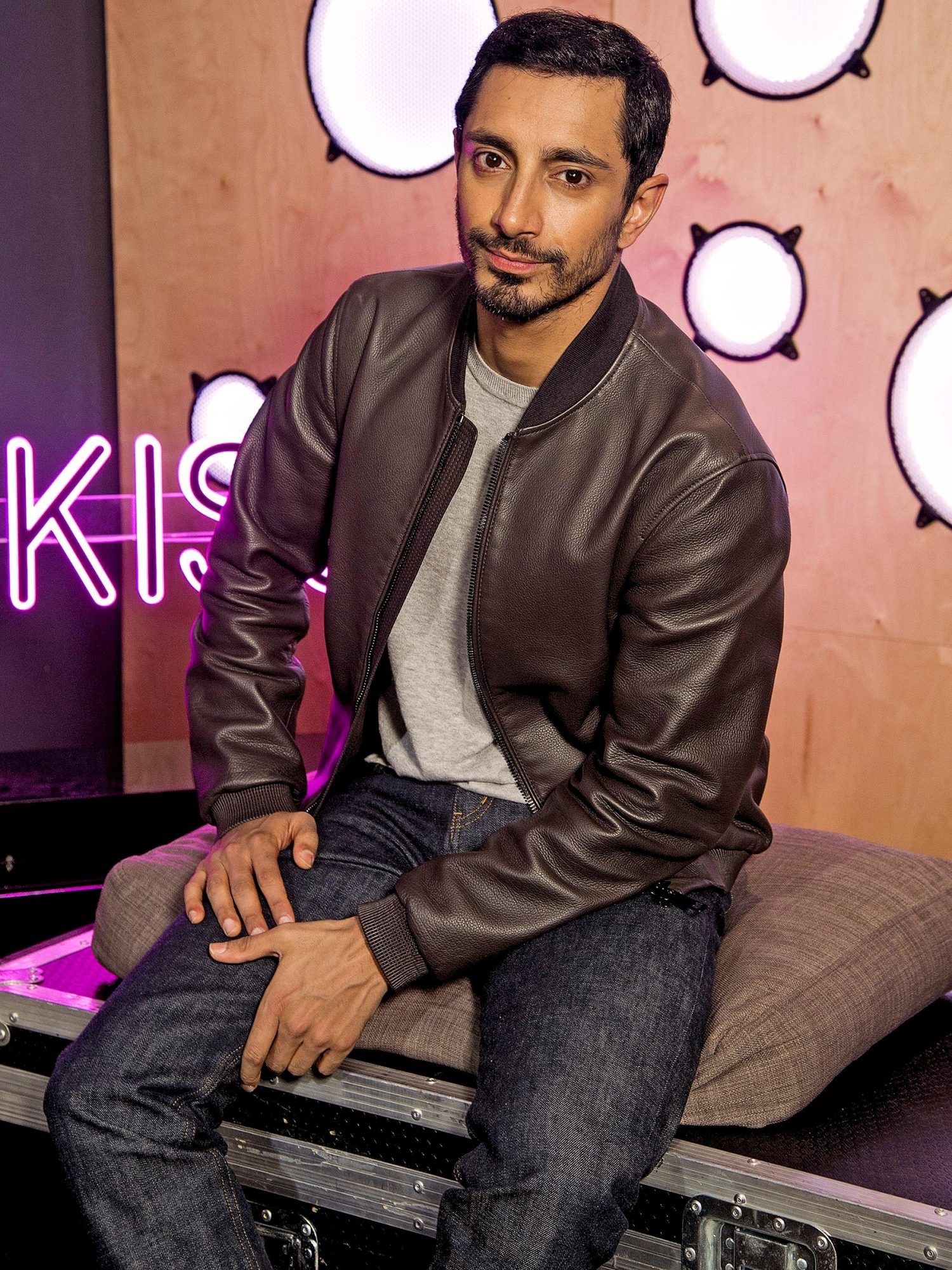 Riz Ahmed, Inspiring message, Movie star, Social media, 1500x2000 HD Phone