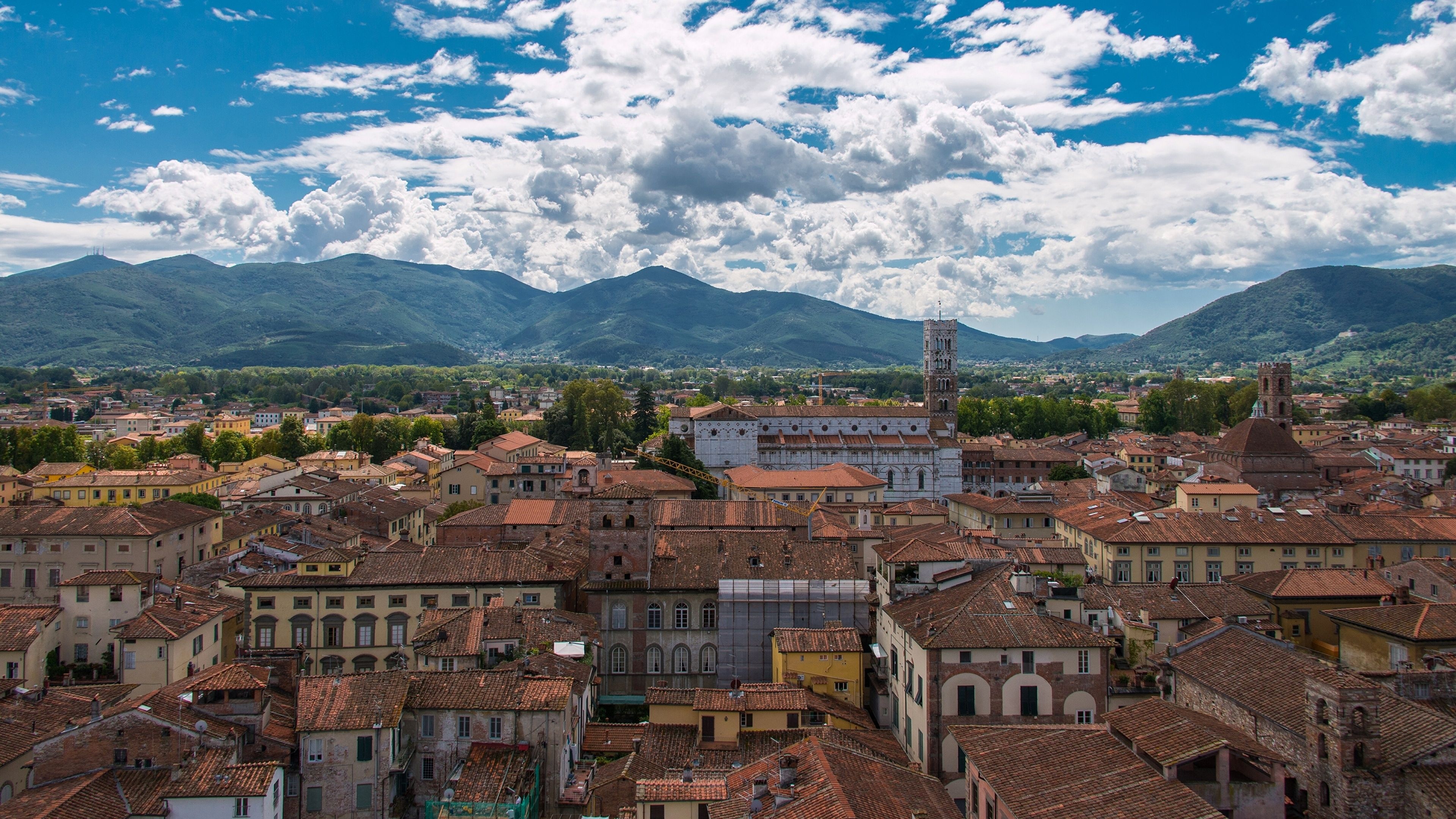 Lucca Italy, Historical city, Architectural beauty, Vibrant backgrounds, 3840x2160 4K Desktop