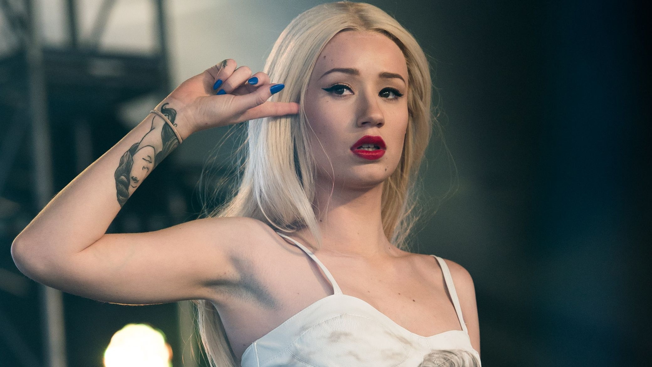 Iggy Azalea, Music Icon, Top Hits, Dynamic Performances, 2080x1170 HD Desktop