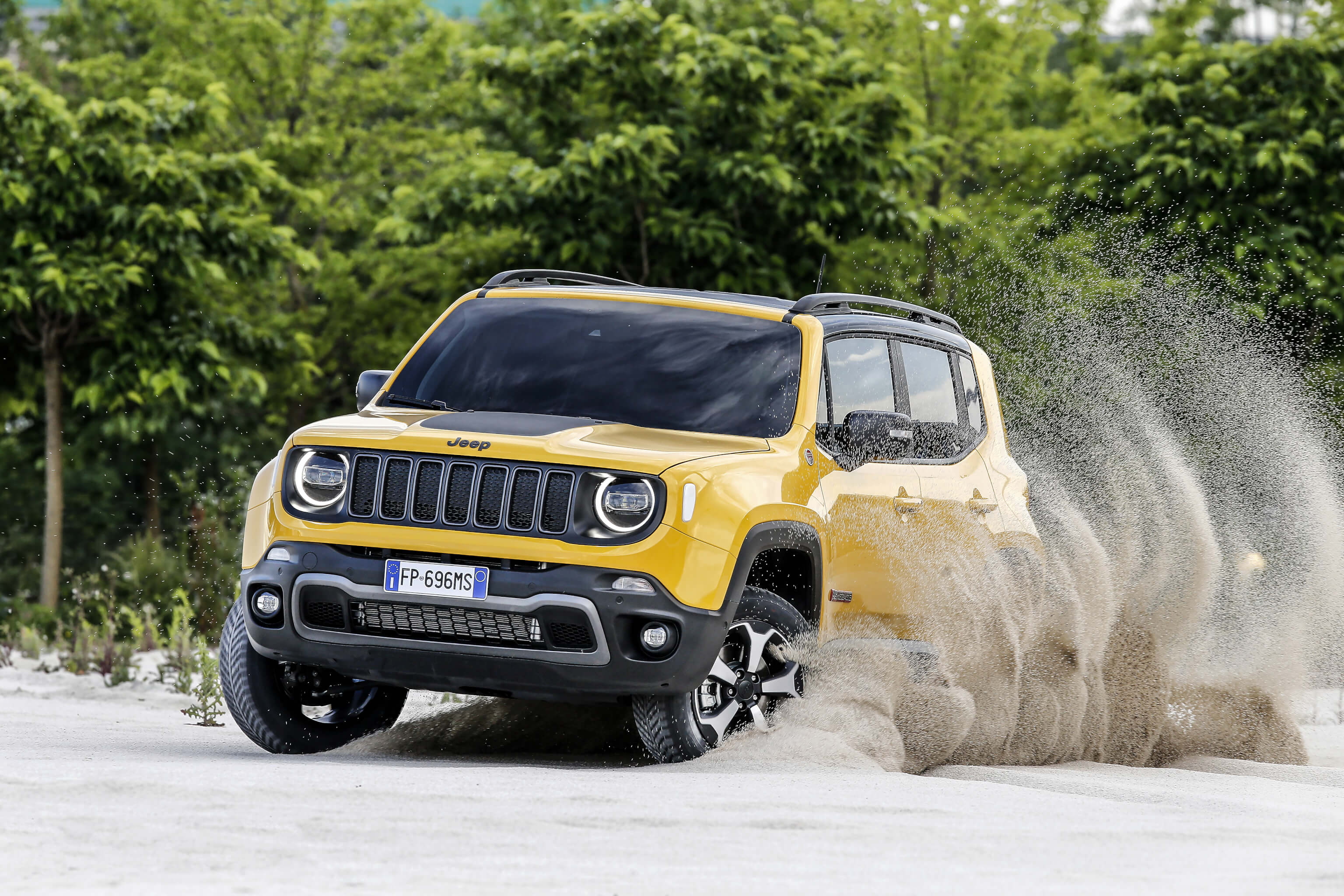 2019 Model, Jeep Renegade Wallpaper, 3080x2050 HD Desktop