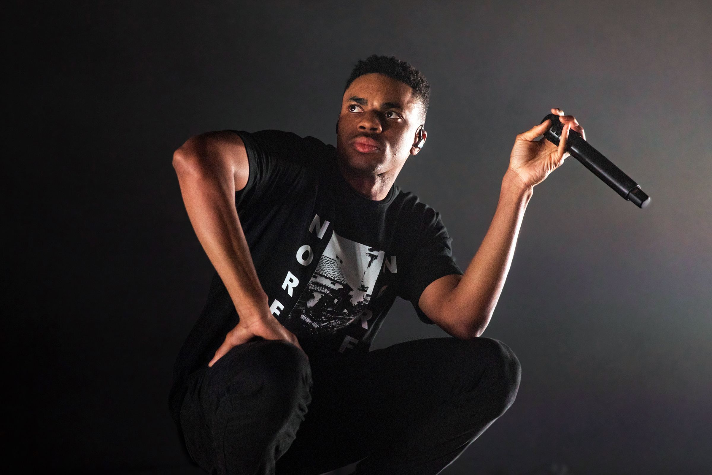 Vince Staples, High-definition wallpaper, Aesthetic background, Hip-hop artist, 2400x1600 HD Desktop