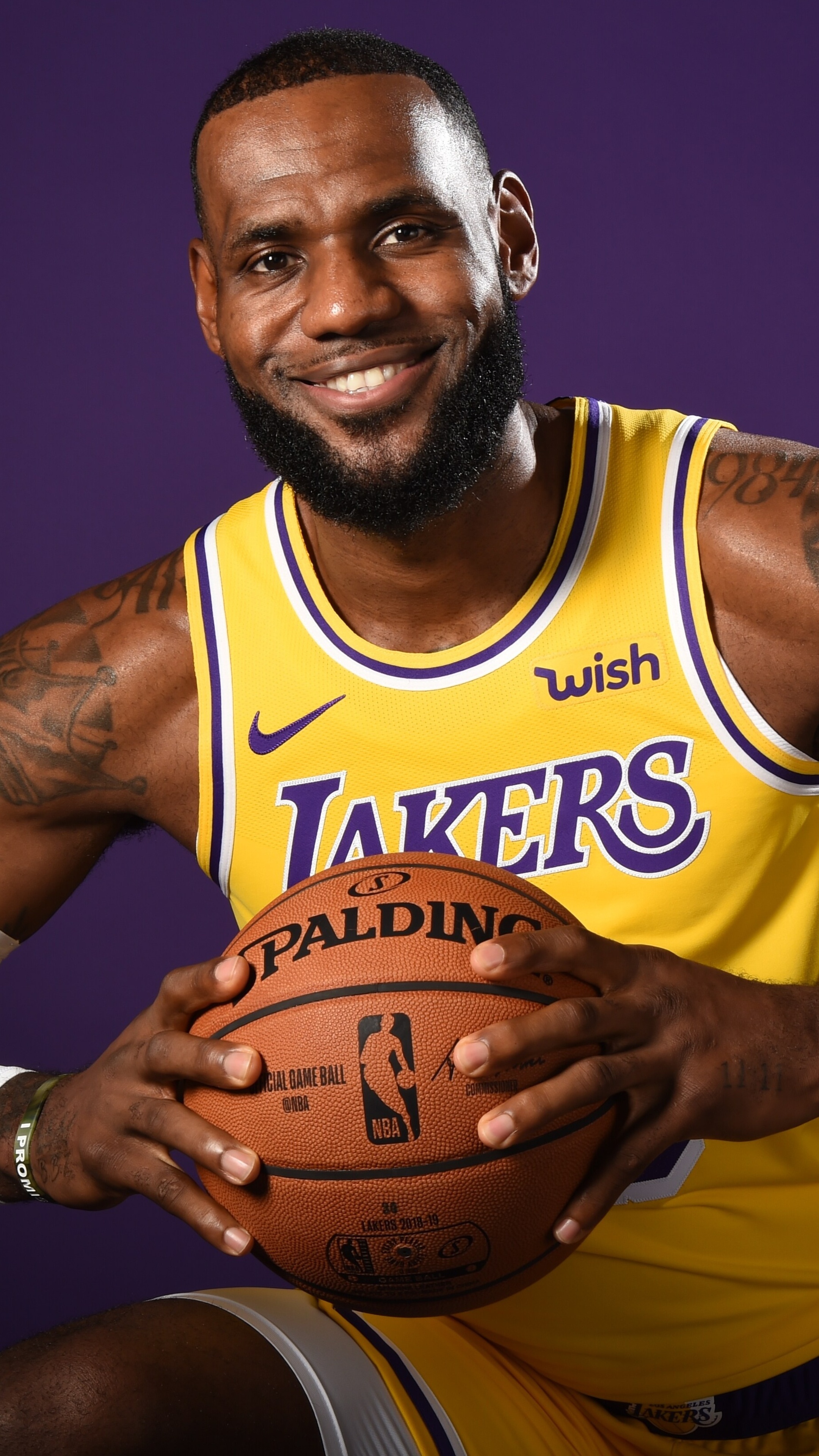 LeBron James, NBA Wallpaper, 2160x3840 4K Phone