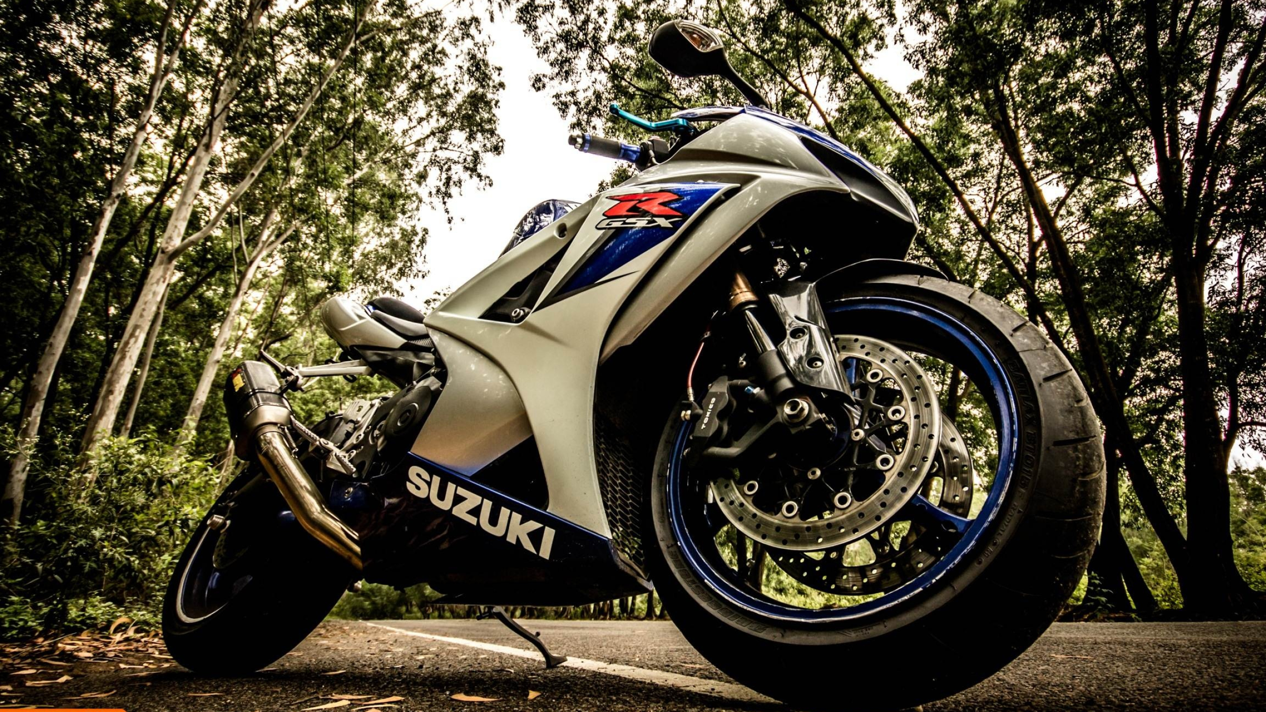 View Below, Suzuki GSX-R1000 Wallpaper, 2560x1440 HD Desktop