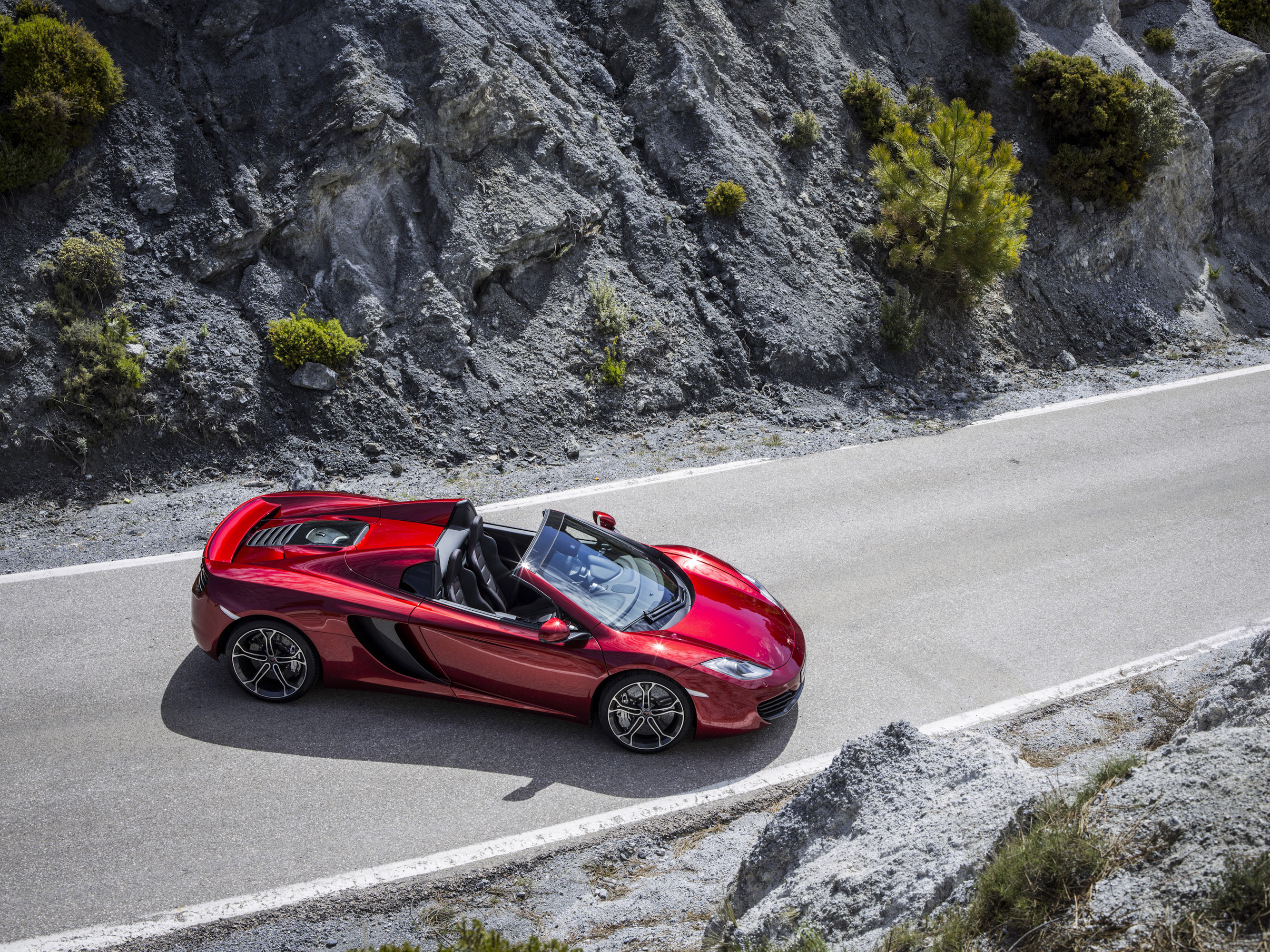 Roadster, McLaren 12C Wallpaper, 2670x2000 HD Desktop