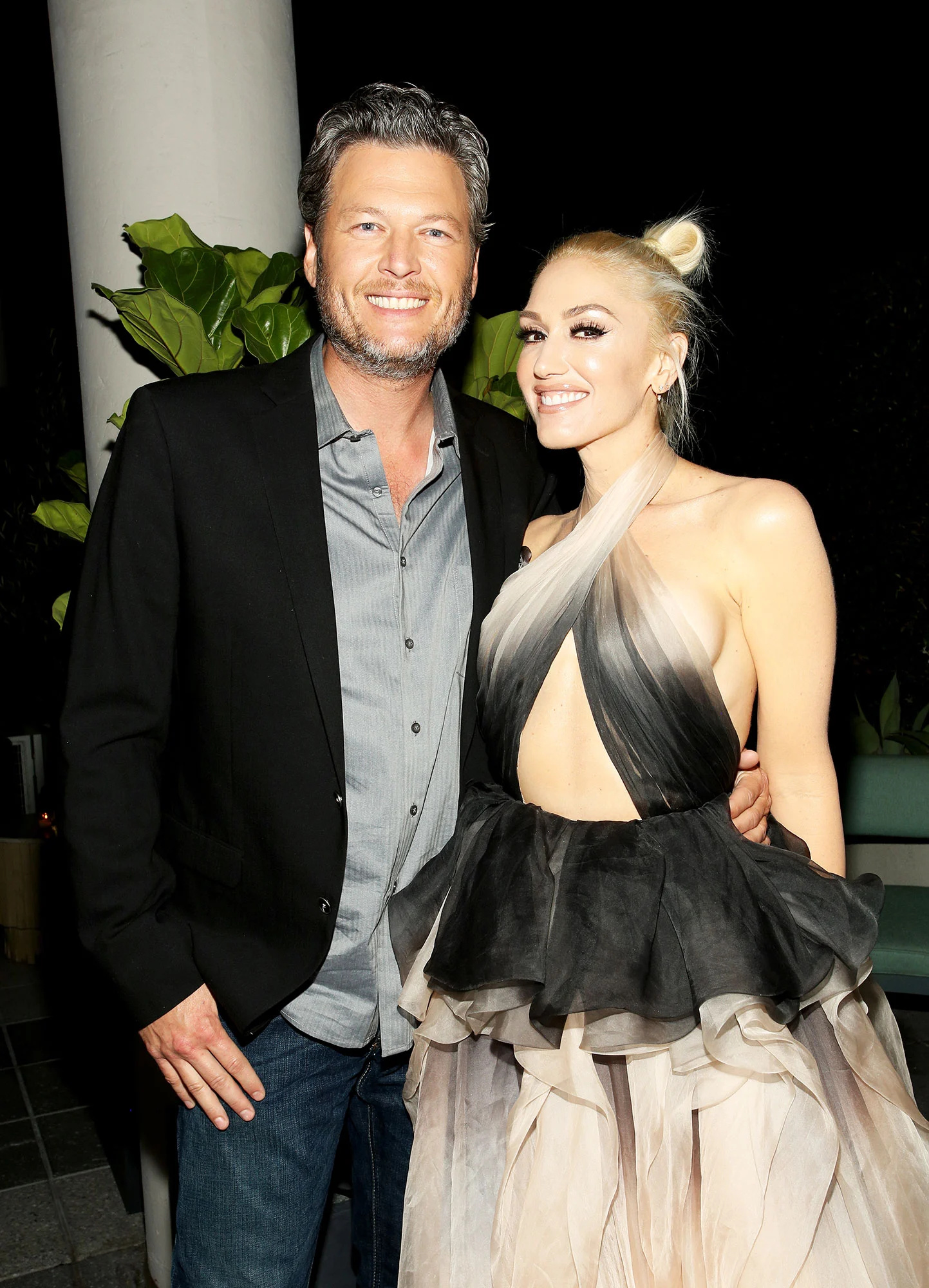 Gwen Stefani, Blake Shelton, Relationship timeline, Sweet moments, 1450x2000 HD Phone