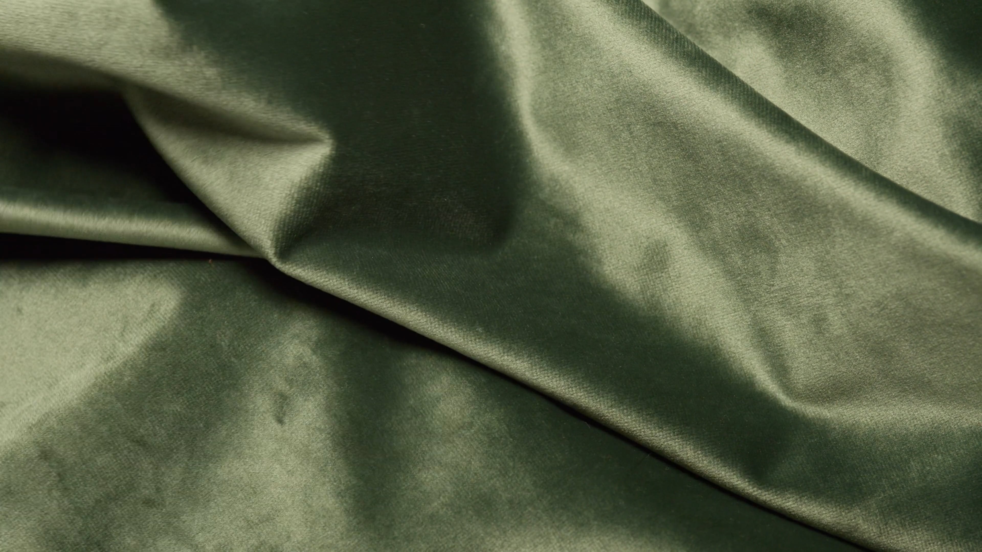 Green satin, Vibrant color, Smooth surface, Lustrous appearance, 3840x2160 4K Desktop