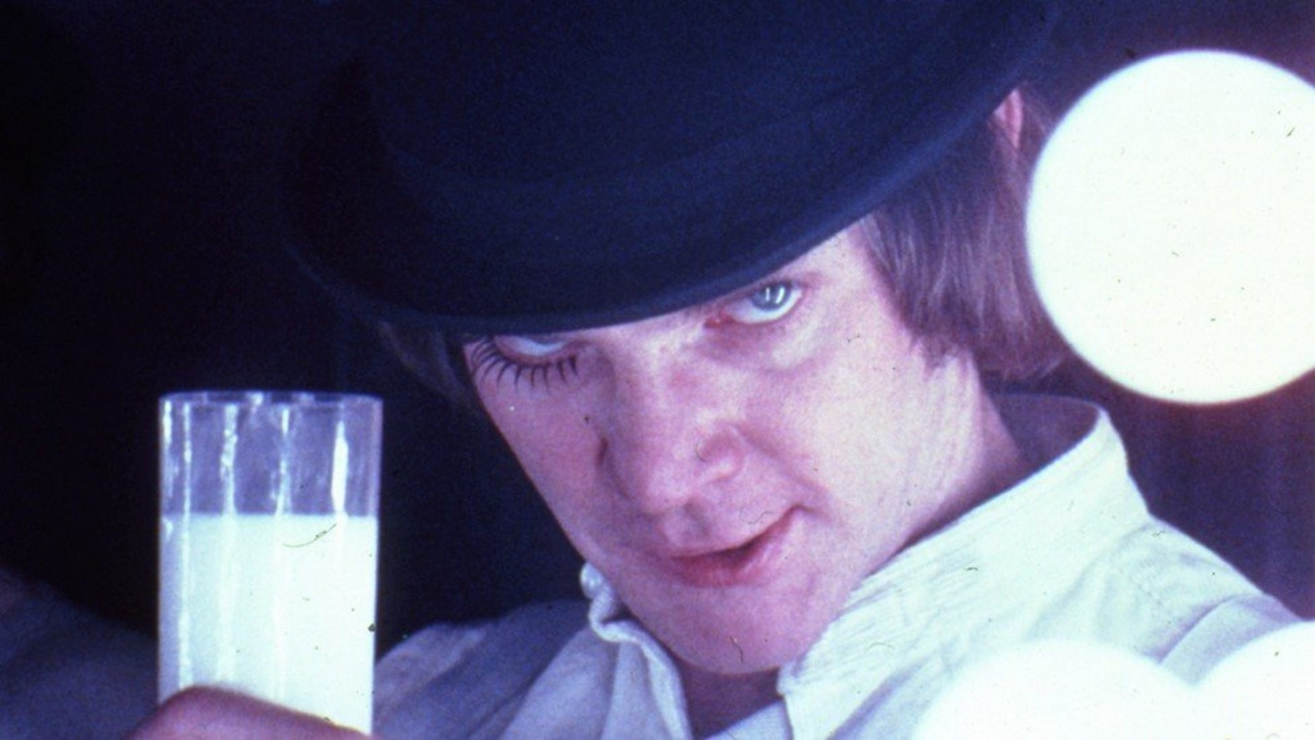 Malcolm McDowell, Stanley Kubrick, BBC News, 1920x1080 Full HD Desktop