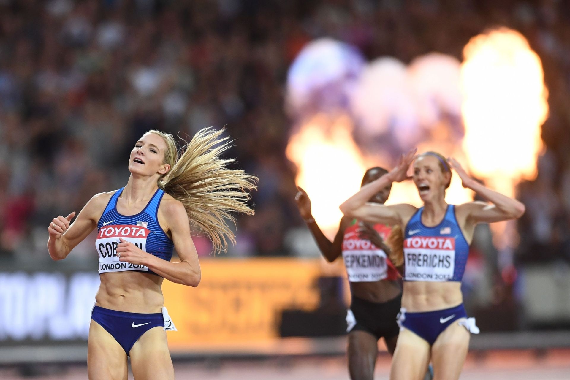 Emma Coburn, American athletes, Steeplechase dominance, French rivals, 1920x1280 HD Desktop