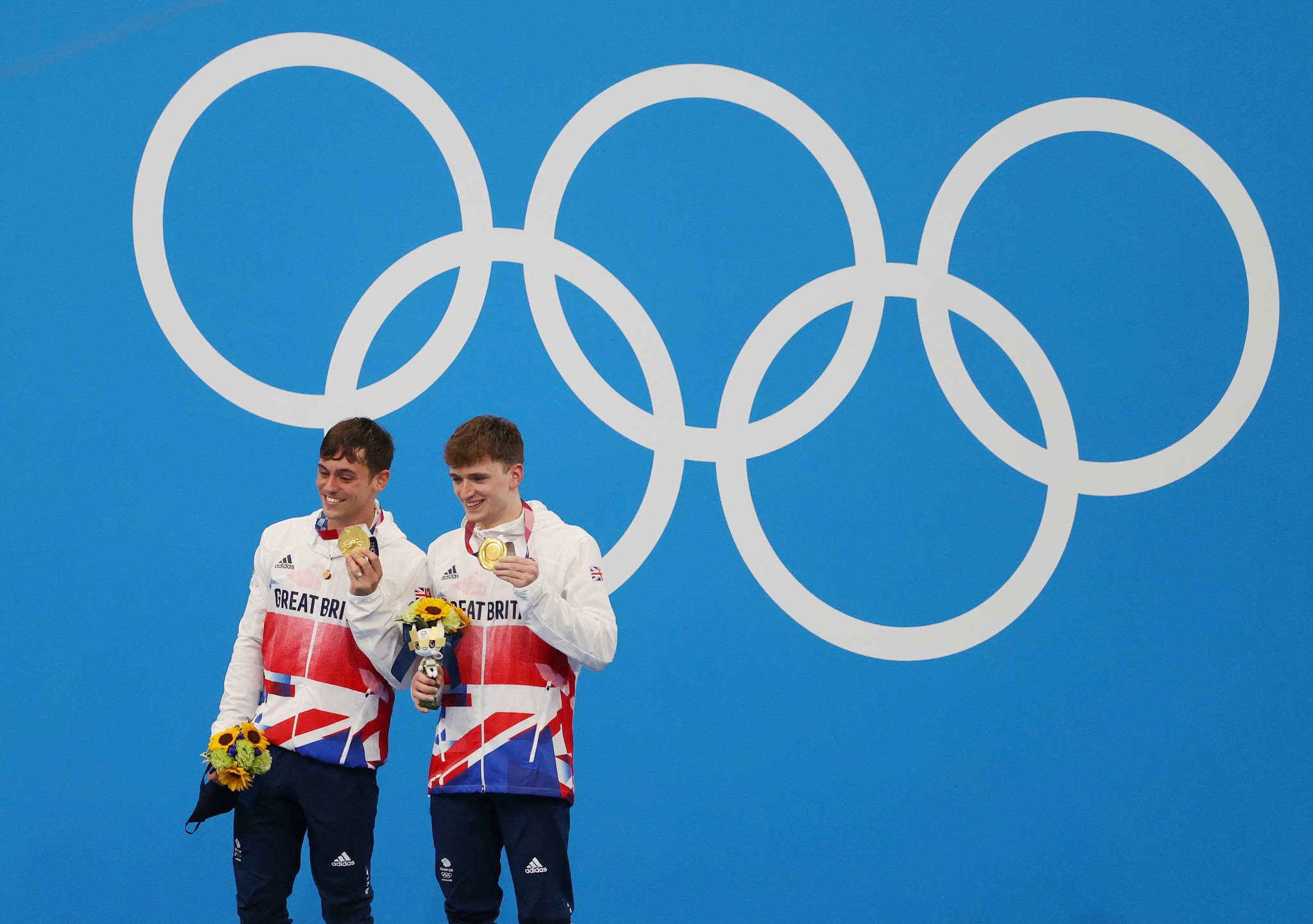 Matty Lee, Olympic ban plea, LGBTQ rights advocate, Tom Daley's message, 2050x1450 HD Desktop