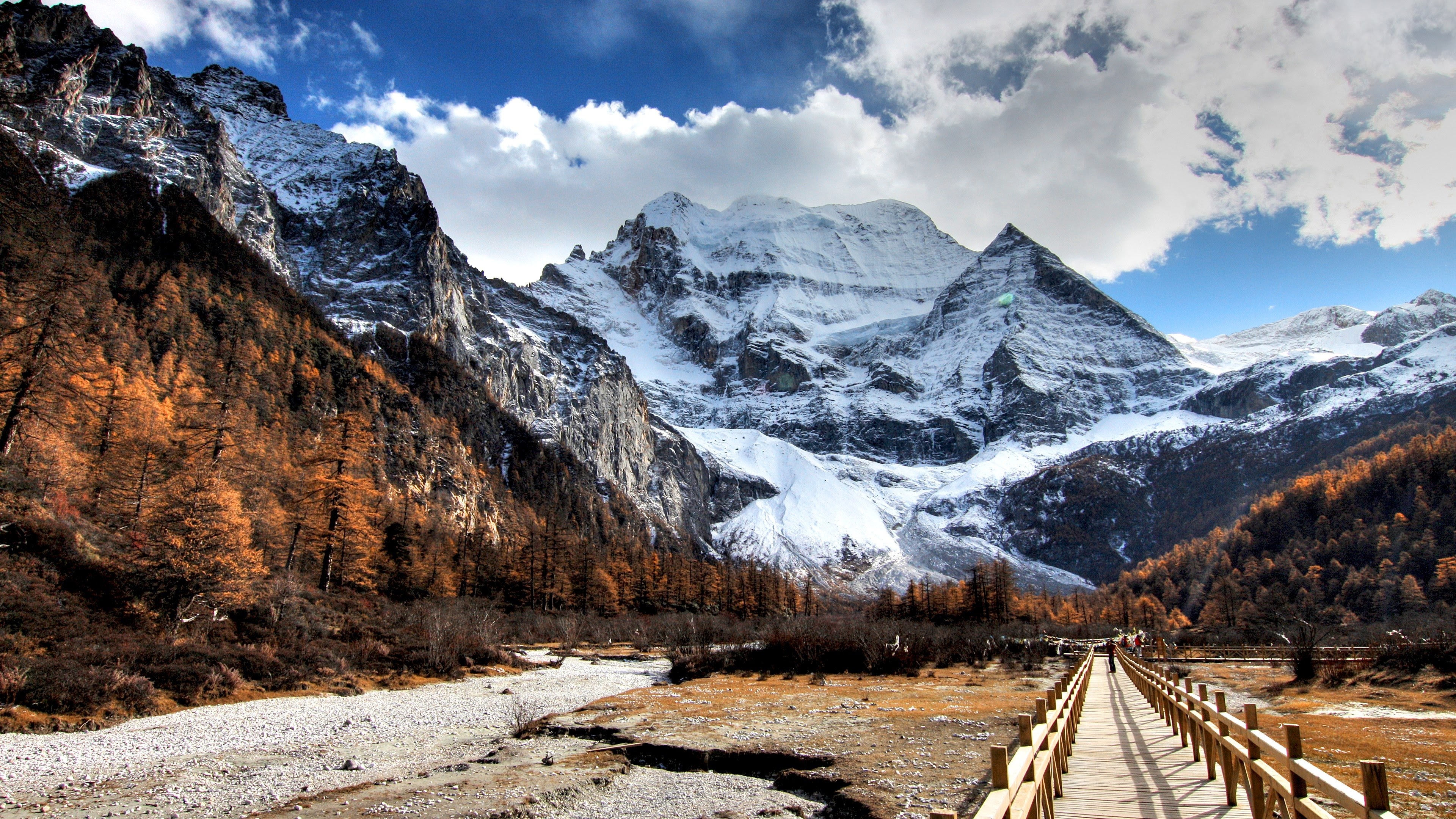 Mountain landscape, Cloud formations, Breathtaking scenery, 4K wallpaper, 3840x2160 4K Desktop