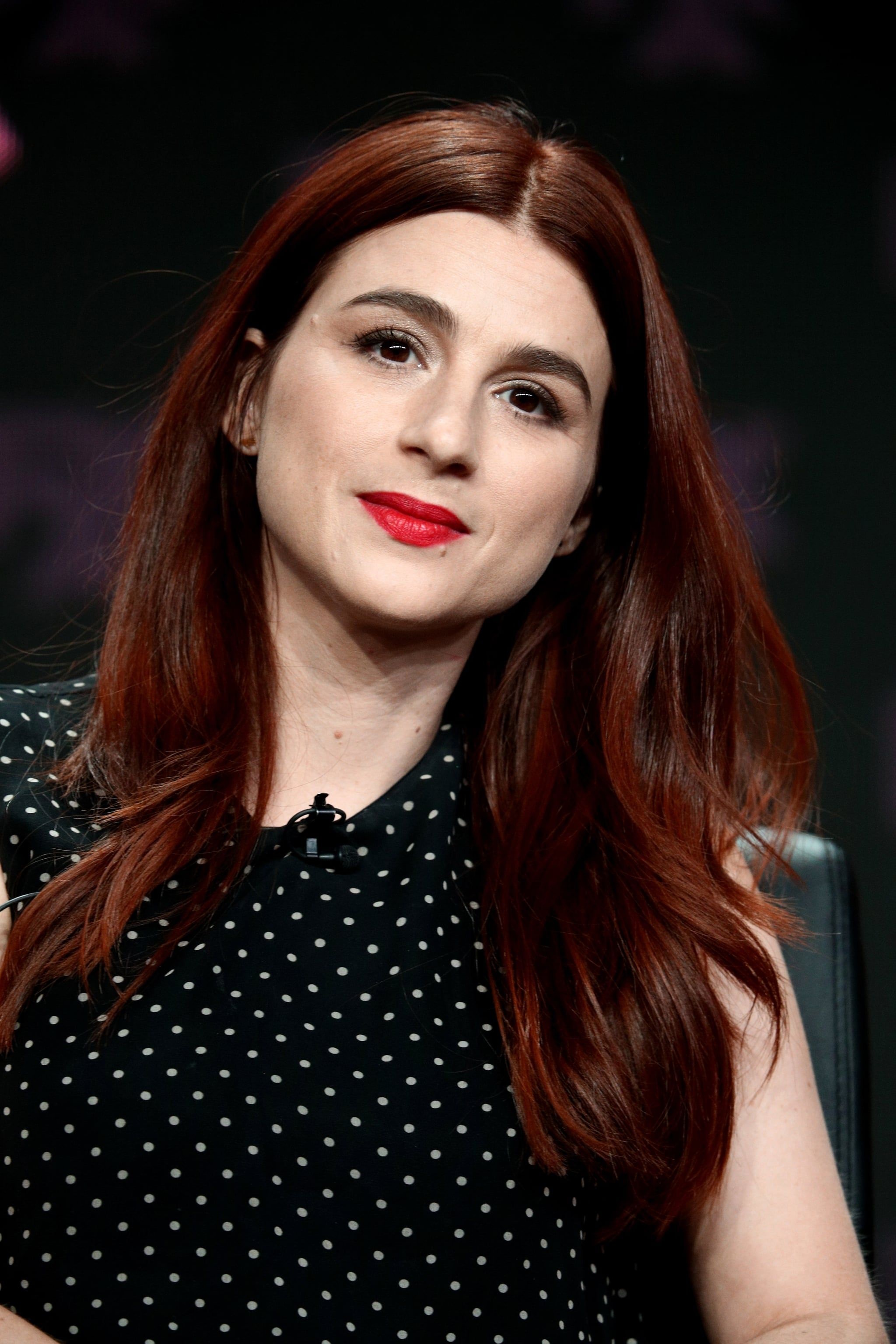 Aya Cash, Joan Simon, Celebrity fashion, Hair color, 2050x3080 HD Phone