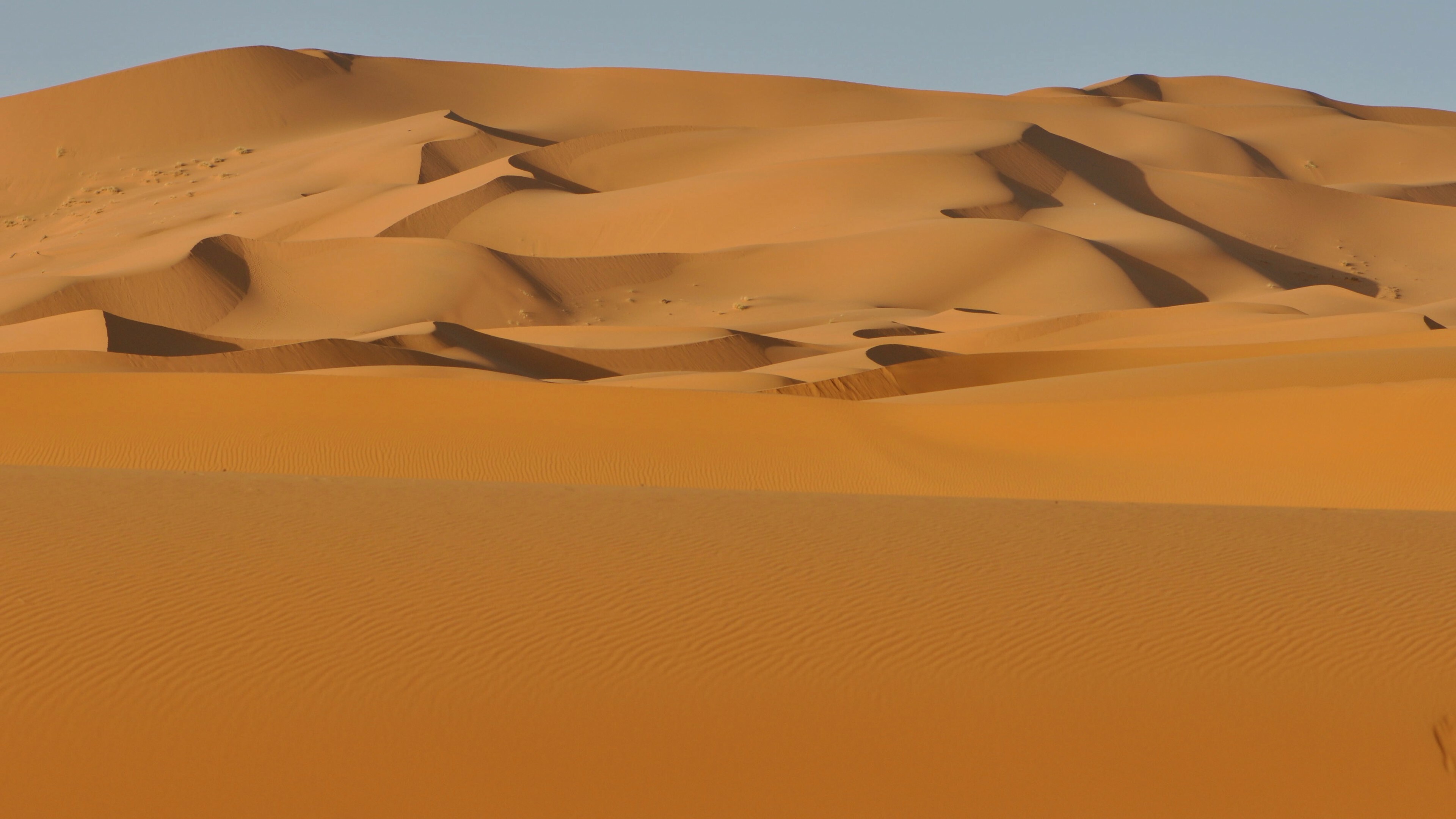 Desert sand wallpaper, Retina display masterpiece, 8K resolution, Detailed beauty, 3840x2160 4K Desktop