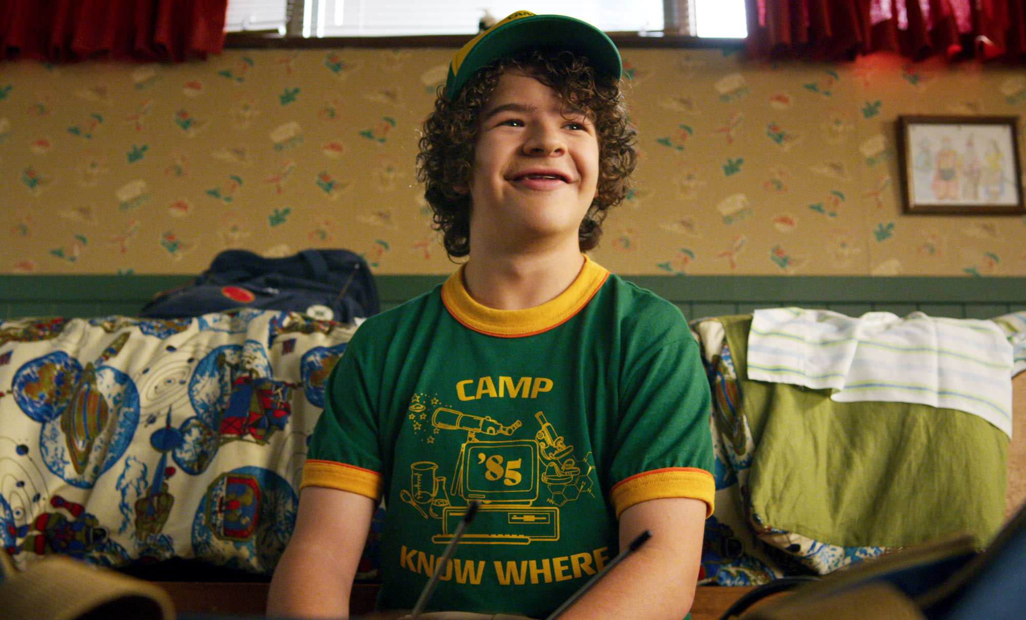 Gaten Matarazzo, TV shows, Stranger Things secrets, Costars, 2000x1210 HD Desktop