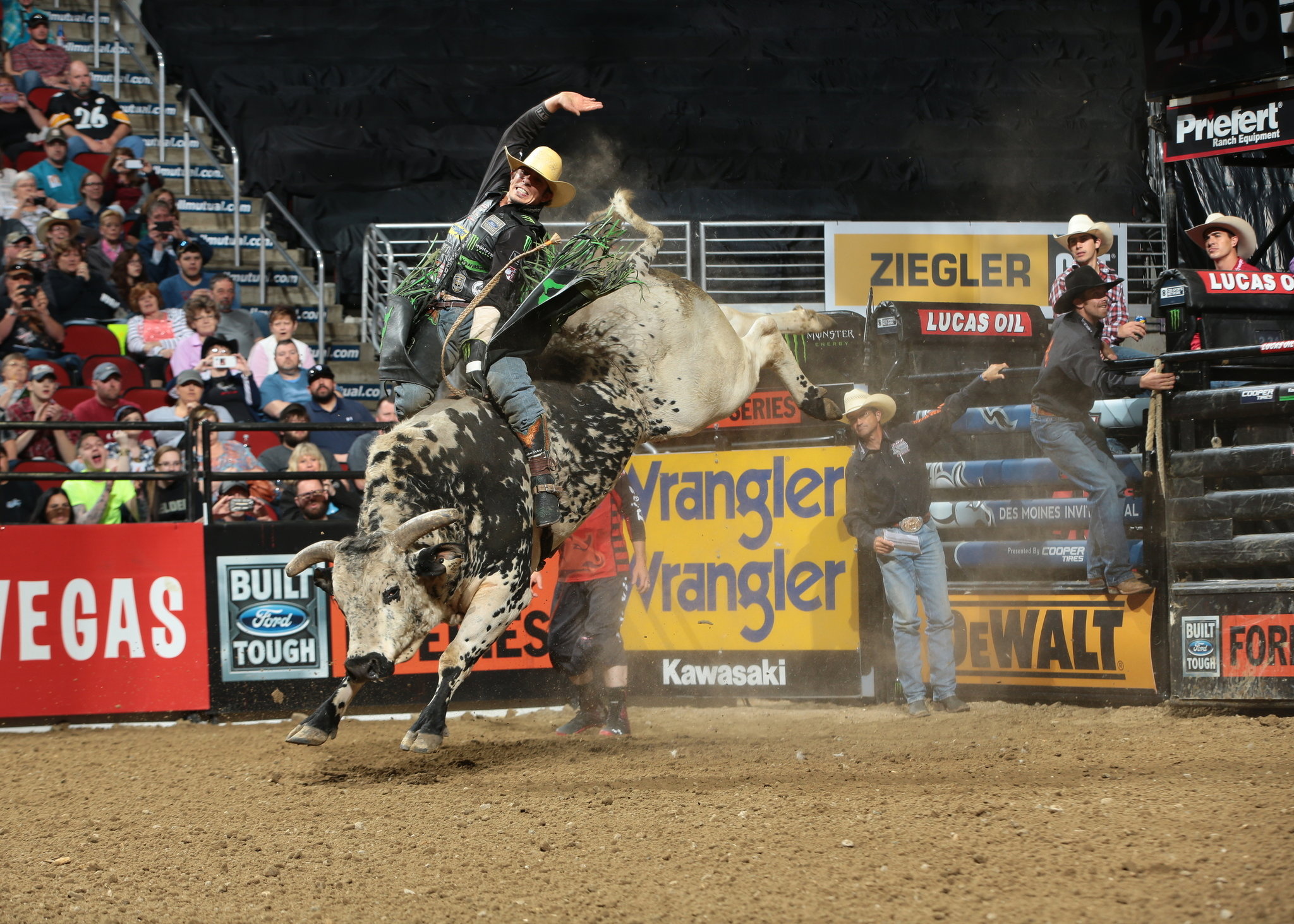 J.B. Mauney, Bullriding Wallpaper, 2050x1470 HD Desktop