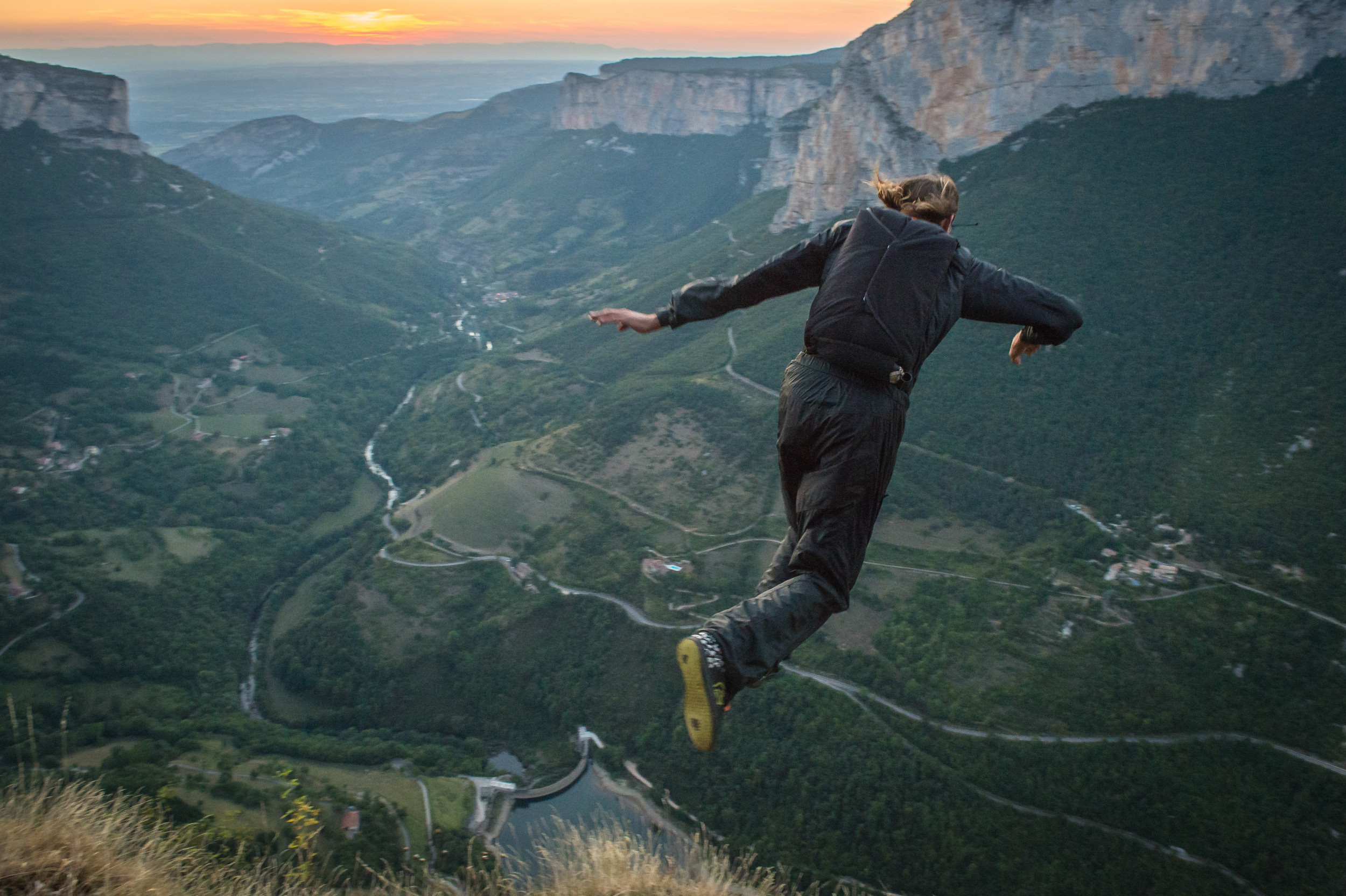 BASE jumping, California base, Jumper found dead, Granite quarry, 2500x1670 HD Desktop