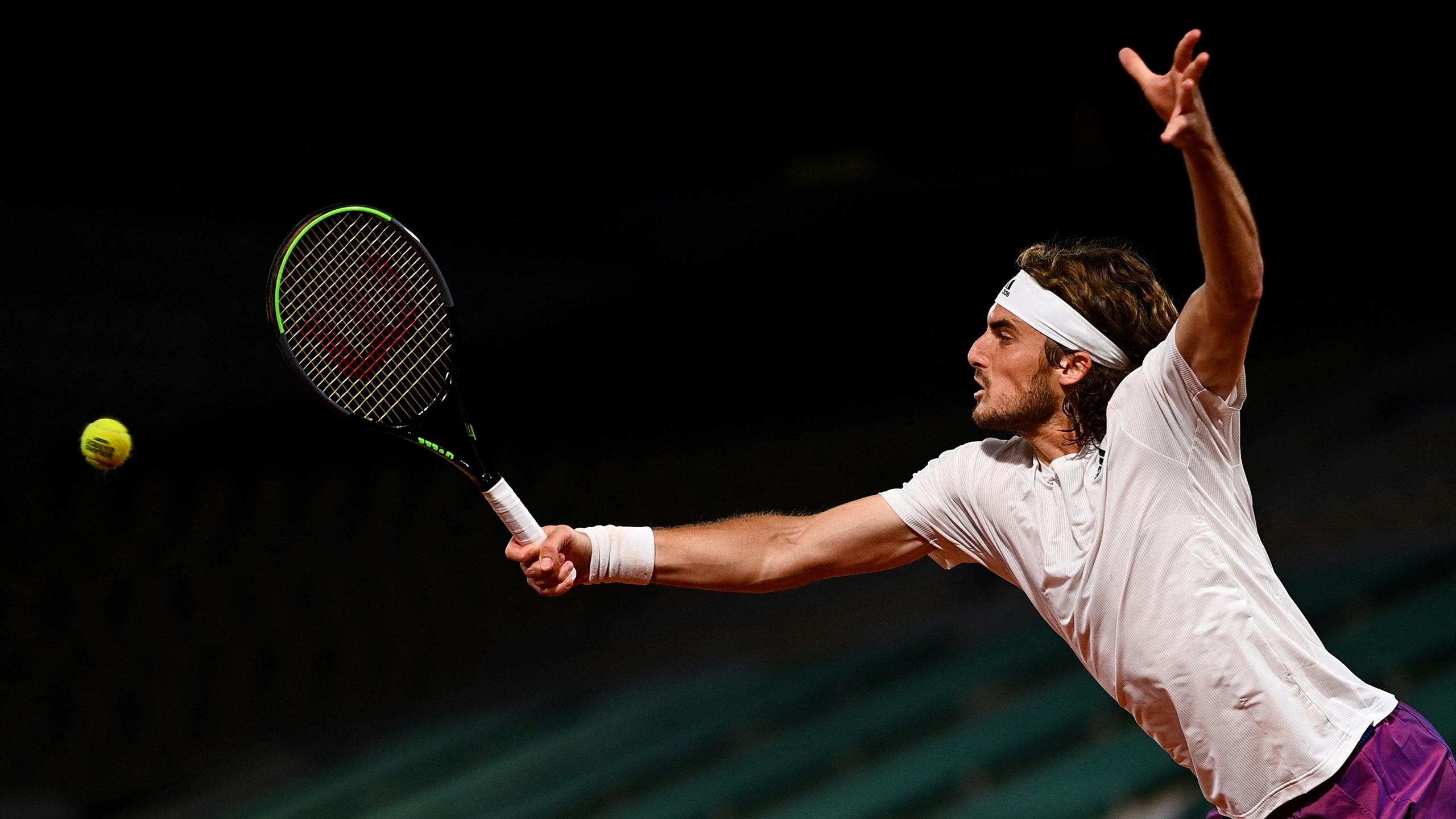 Stefanos Tsitsipas, French Open, Night session, John Isner, 2560x1440 HD Desktop