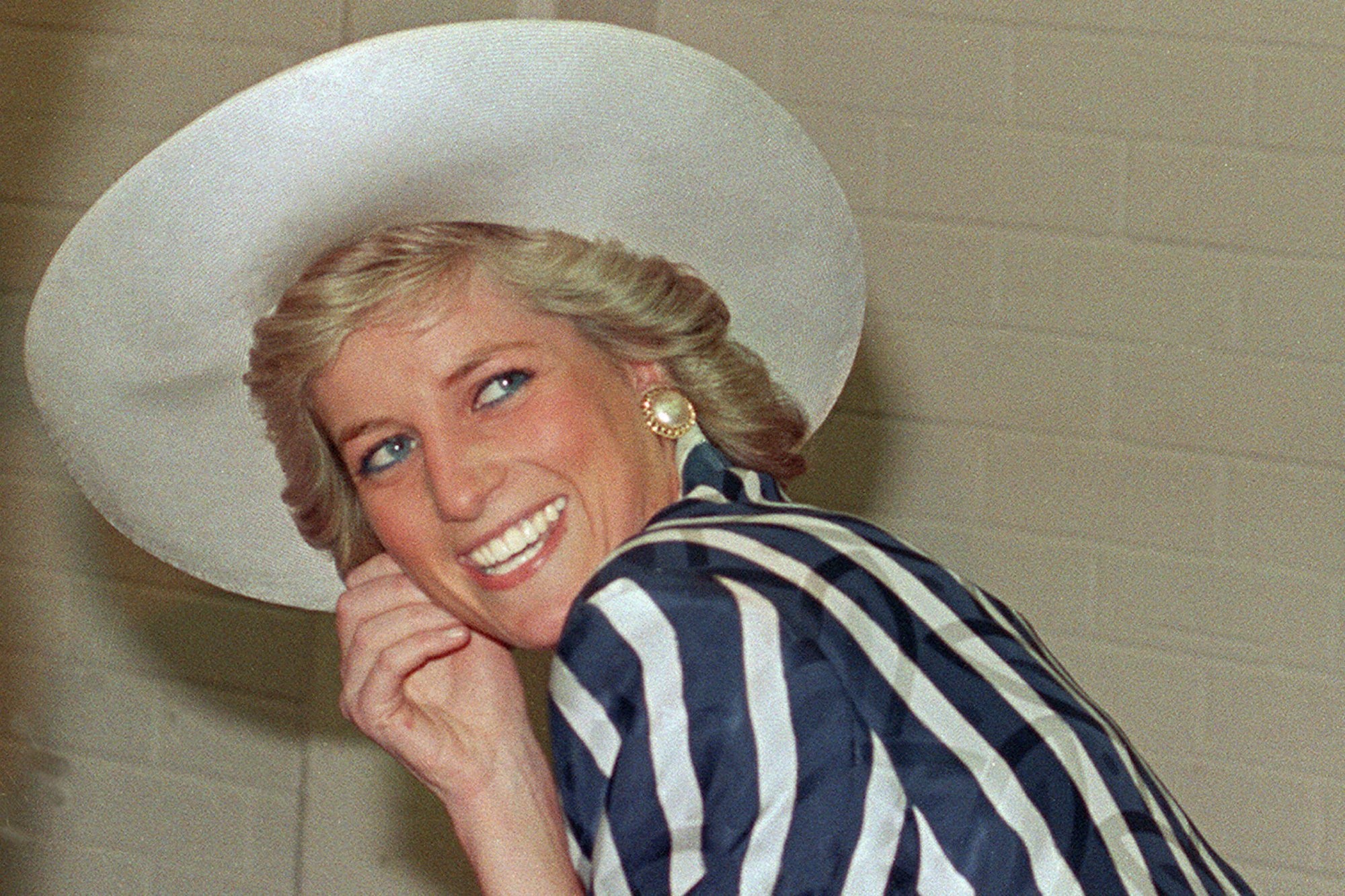 Princess Diana, Movie wallpapers, Stunning visuals, High definition, 2000x1340 HD Desktop