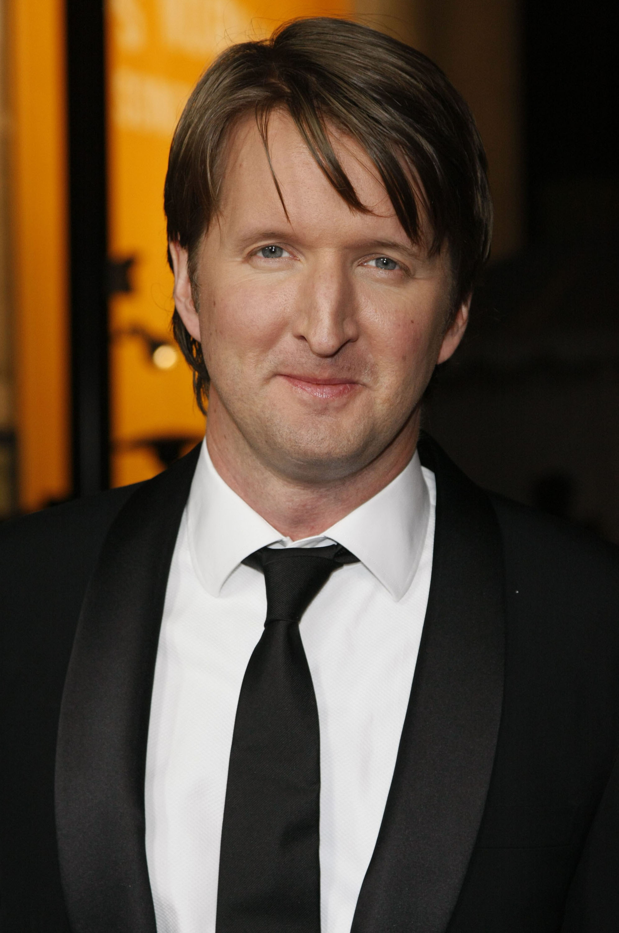 Tom Hooper, Who2, Biography, Filmography, 2000x3000 HD Phone