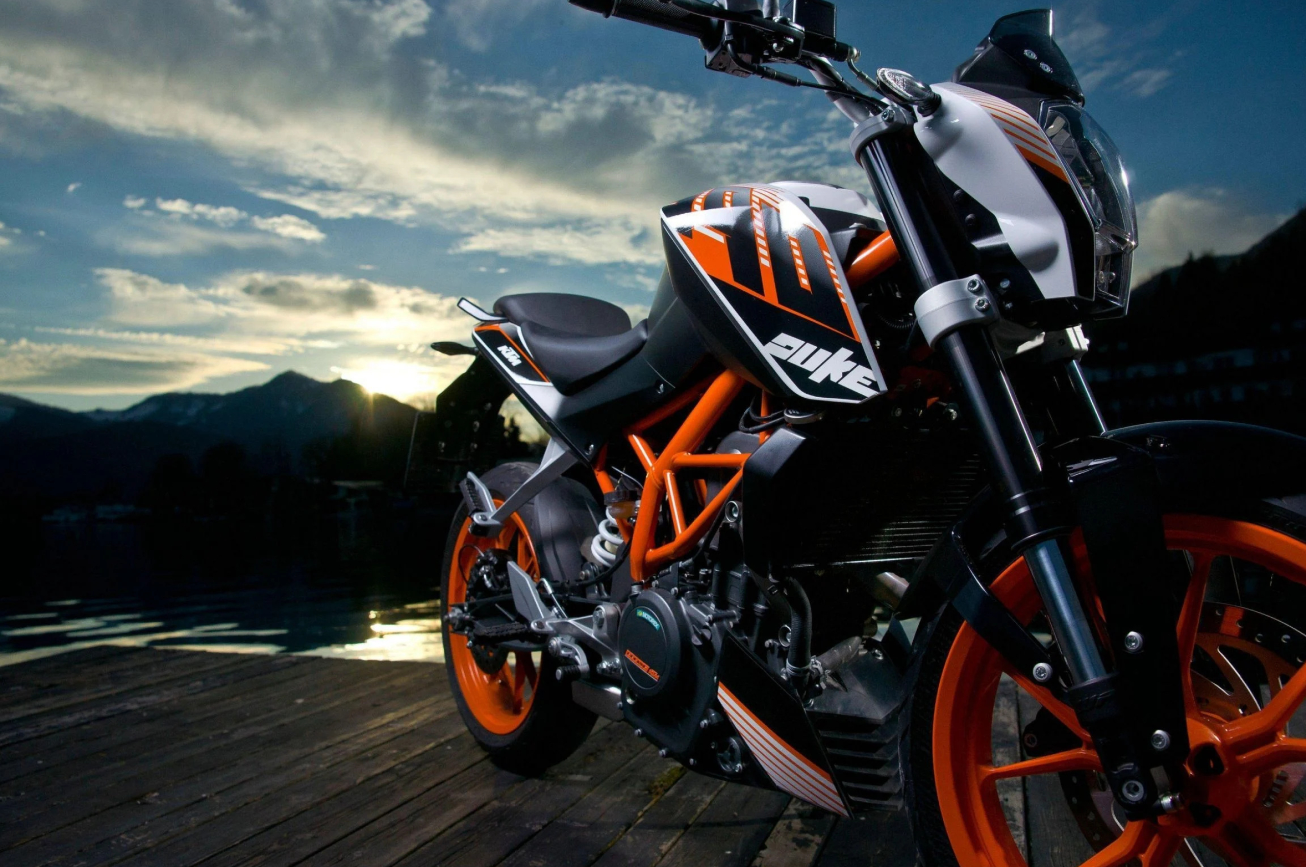 Duke 390, KTM Duke Bike Wallpaper, 2560x1700 HD Desktop