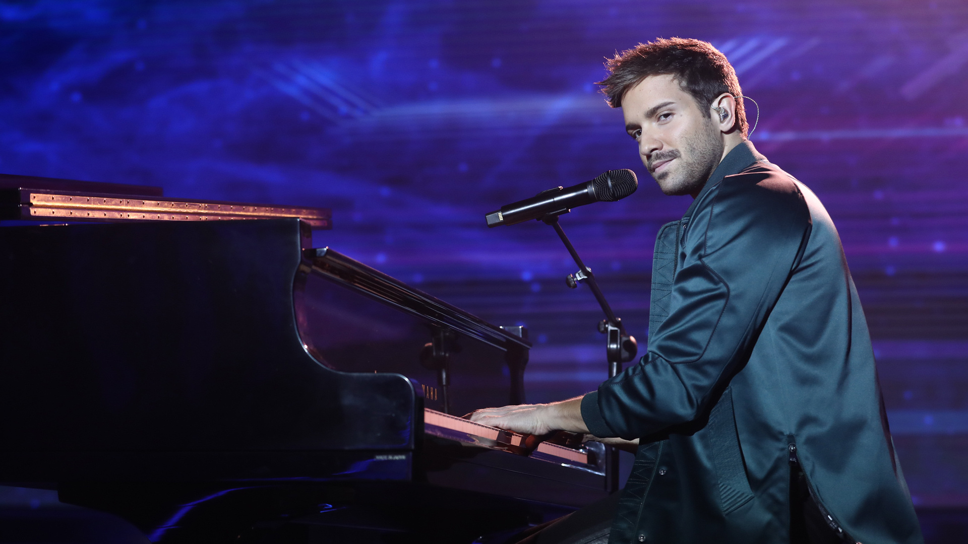 Pablo Alboran, Career review, Solamente t, Tablature triumph, 1920x1080 Full HD Desktop