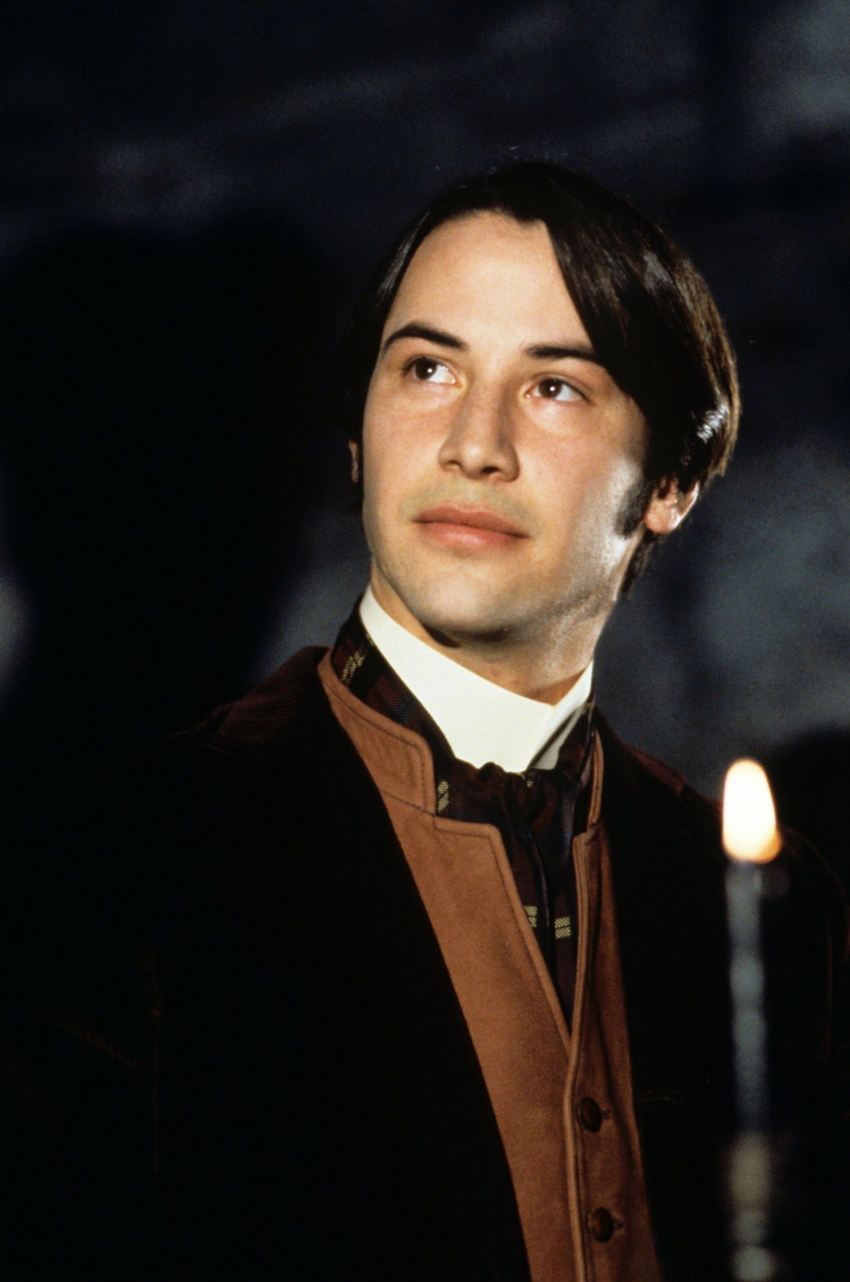 Keanu Reeves, Bram Stoker's Dracula, Blood-thirsty creature, Haunting portrayal, 1700x2560 HD Phone